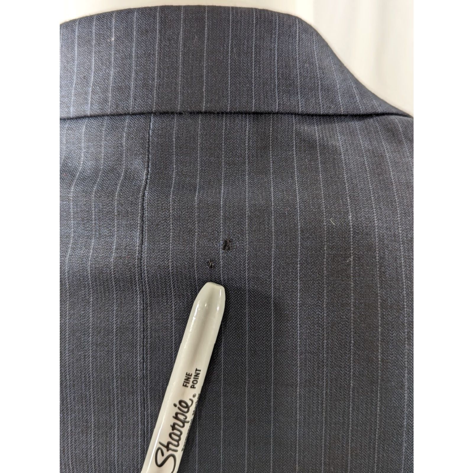 Jos. A. Bank Jos. A. Bank Blazer Coat Sport Suit Jacket Wool Blue Pinstripe 39R Wool Regular Men's Blazer Jacket Two-Button Single-Breasted" Size 40R - 7 Thumbnail