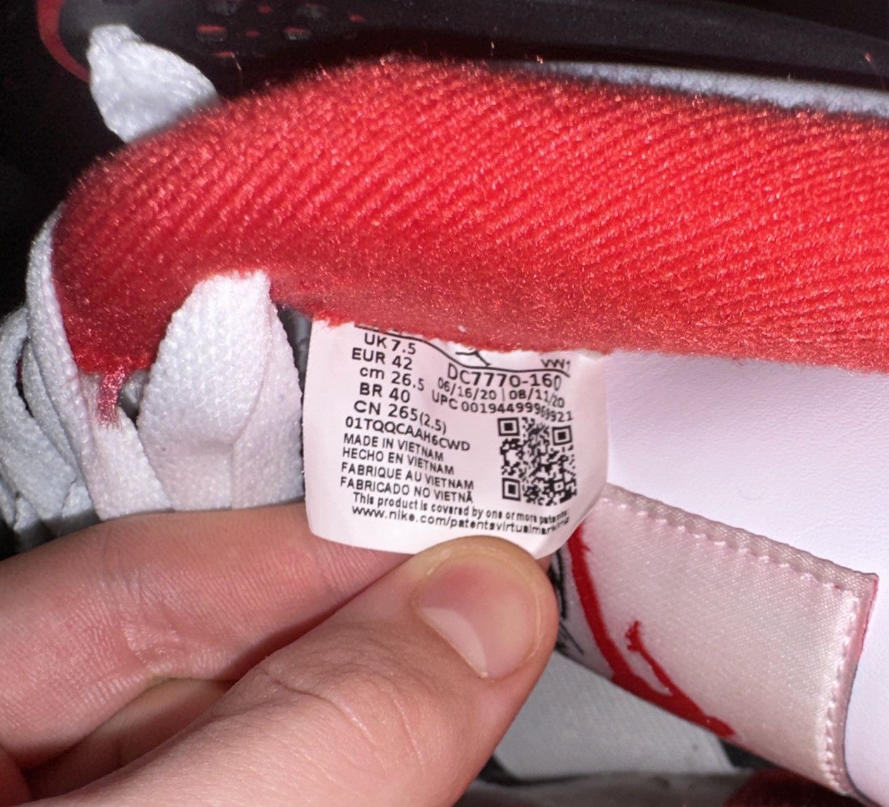 Jordan Brand Jordan Fire Red Fours Size US 8.5 / EU 41-42 - 9 Thumbnail