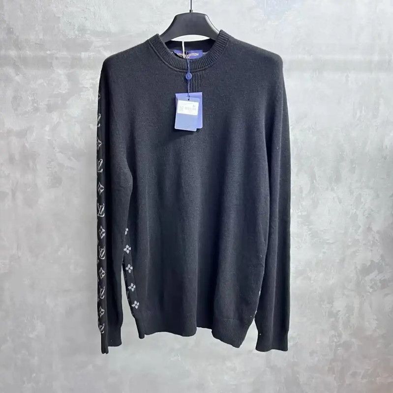 Louis Vuitton Louis Vuitton Black Wool Sweater for Men 0089 Size US XL / EU 56 / 4 - 1 Thumbnail