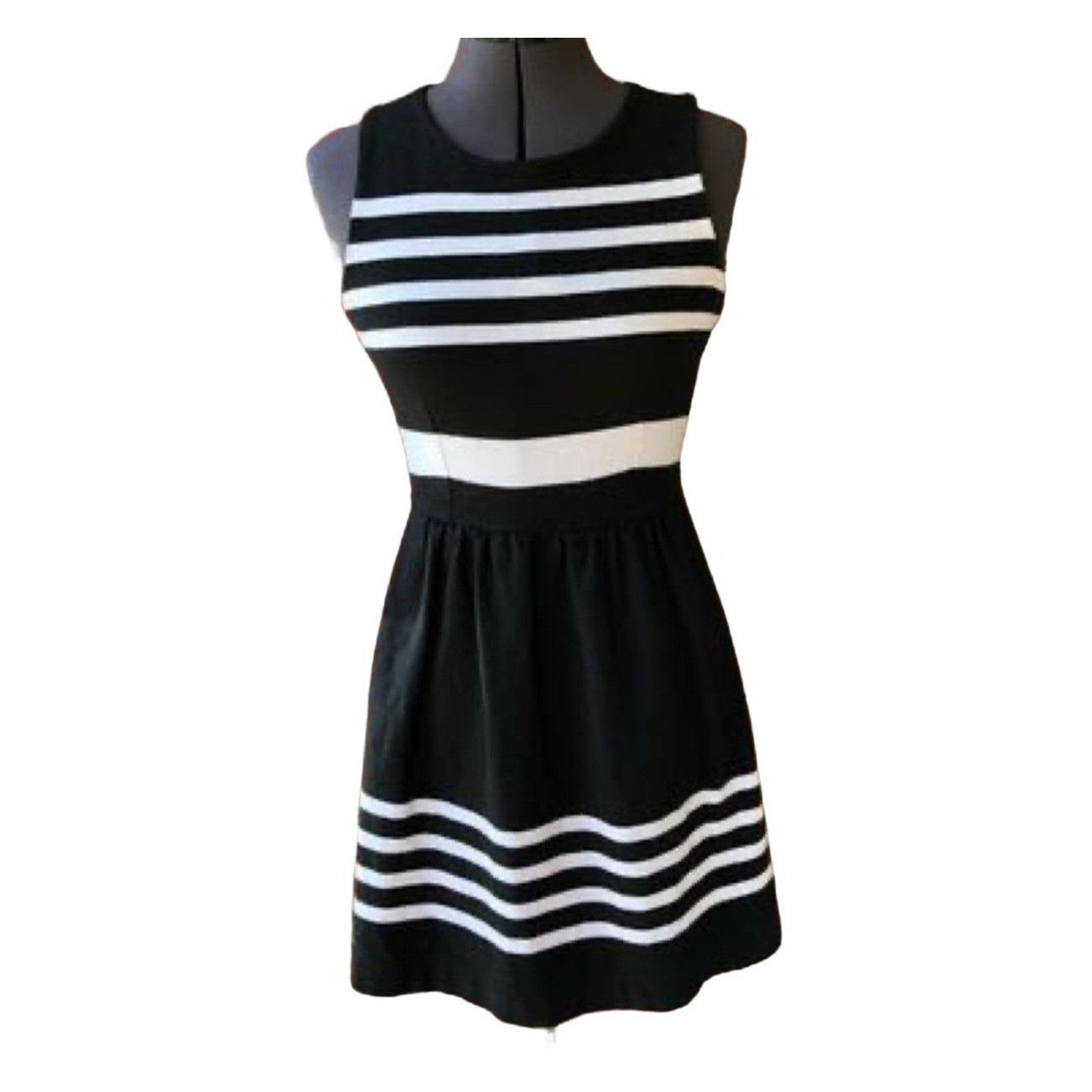 J.Crew J.Crew Fit & Flare Dress Knee-Length Stripe Crew-Neck Sleeve Size XXS / US 00 / IT 34 - 1 Thumbnail