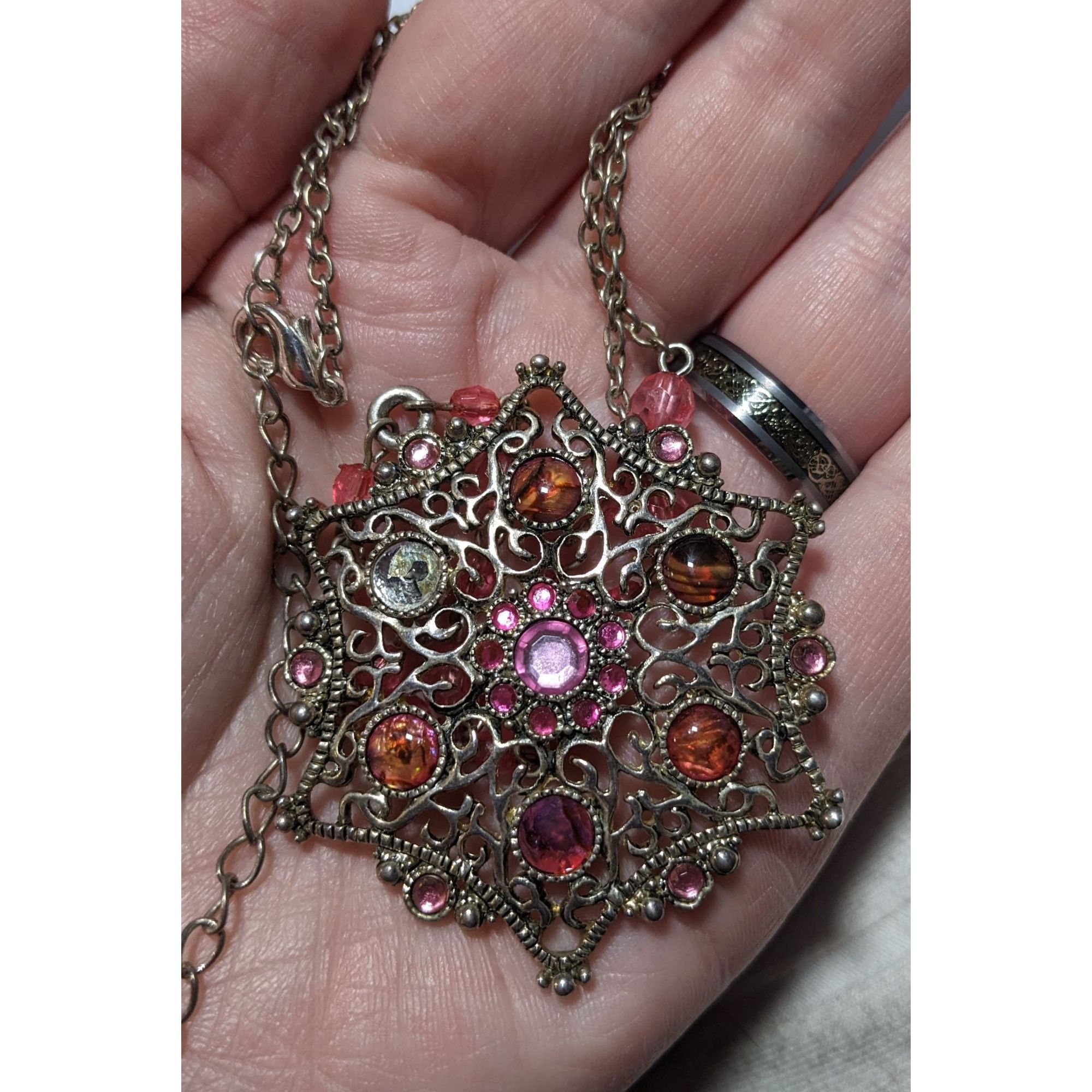 Other Vintage Coquette Pink And Silver Beaded Snowflake Necklace Size ONE SIZE - 3 Thumbnail