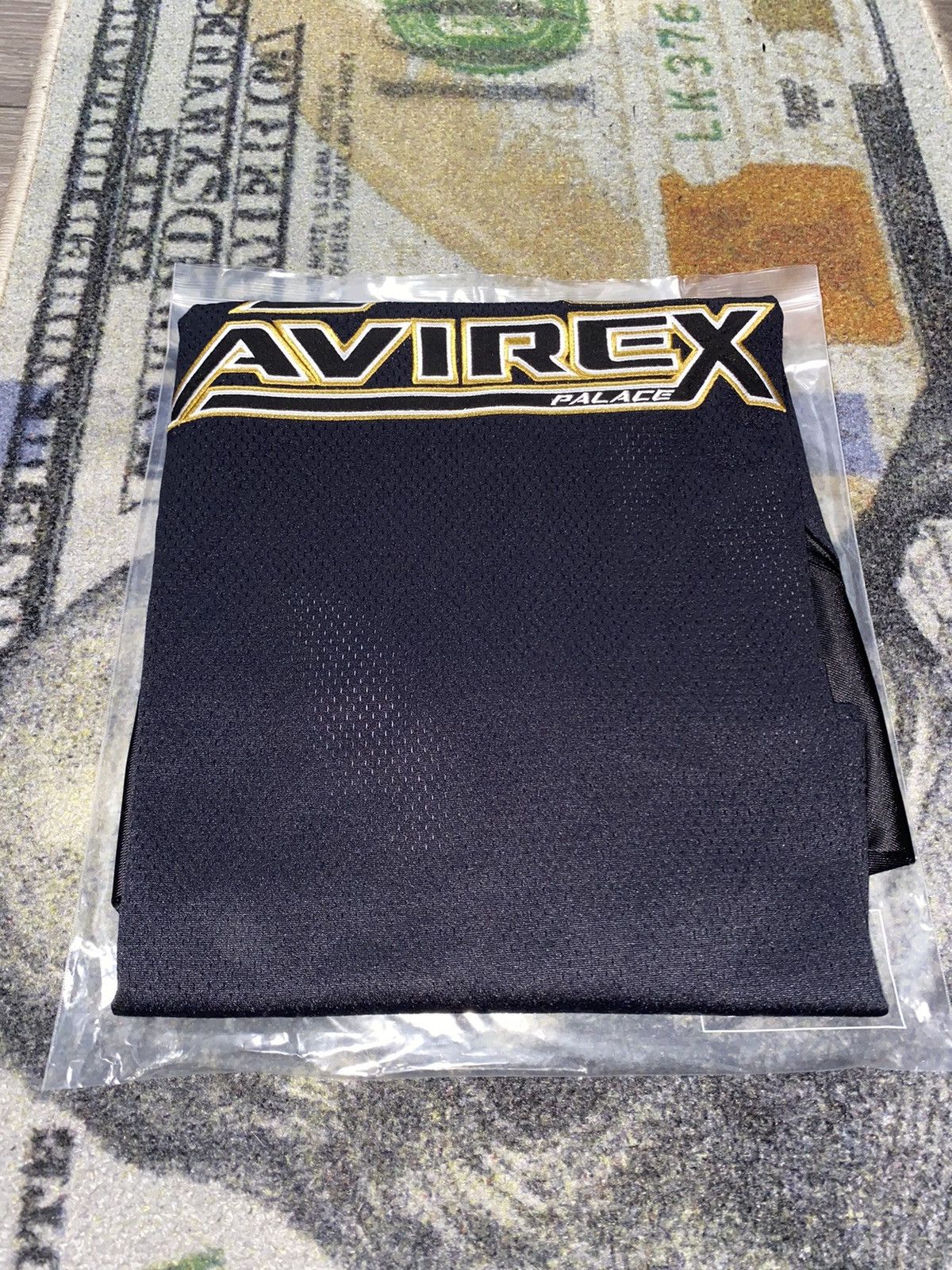 Avirex × Palace Palace x Avirex Mesh Jersey Size US XL / EU 56 / 4 - 2 Thumbnail