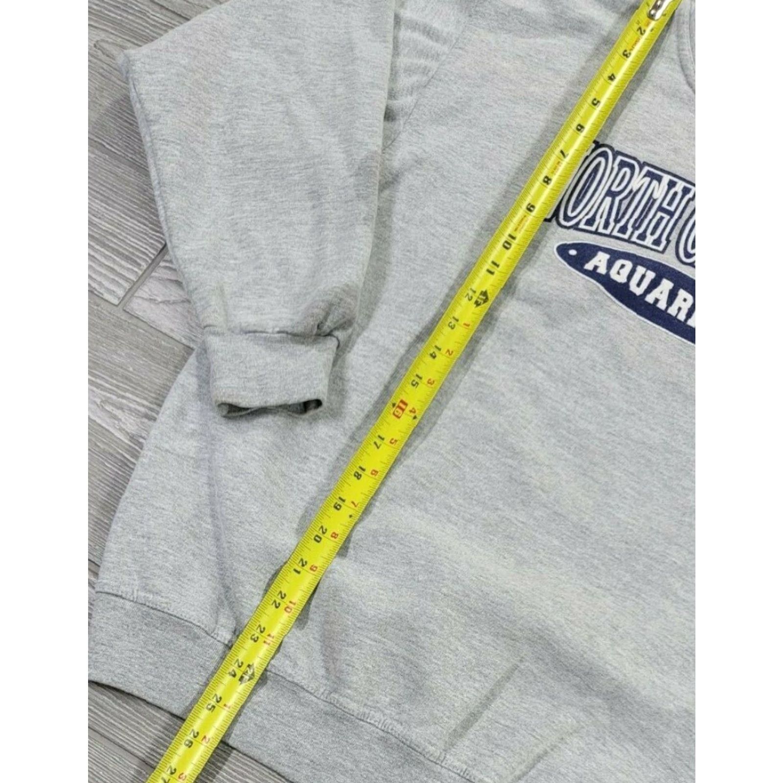 Vintage VINTAGE Avalon Apparel Sweatshirt North Carolina Aquariums Gray Blue Crewneck Sz Sz T-Shirt? Size US S / EU 44-46 / 1 - 6 Thumbnail