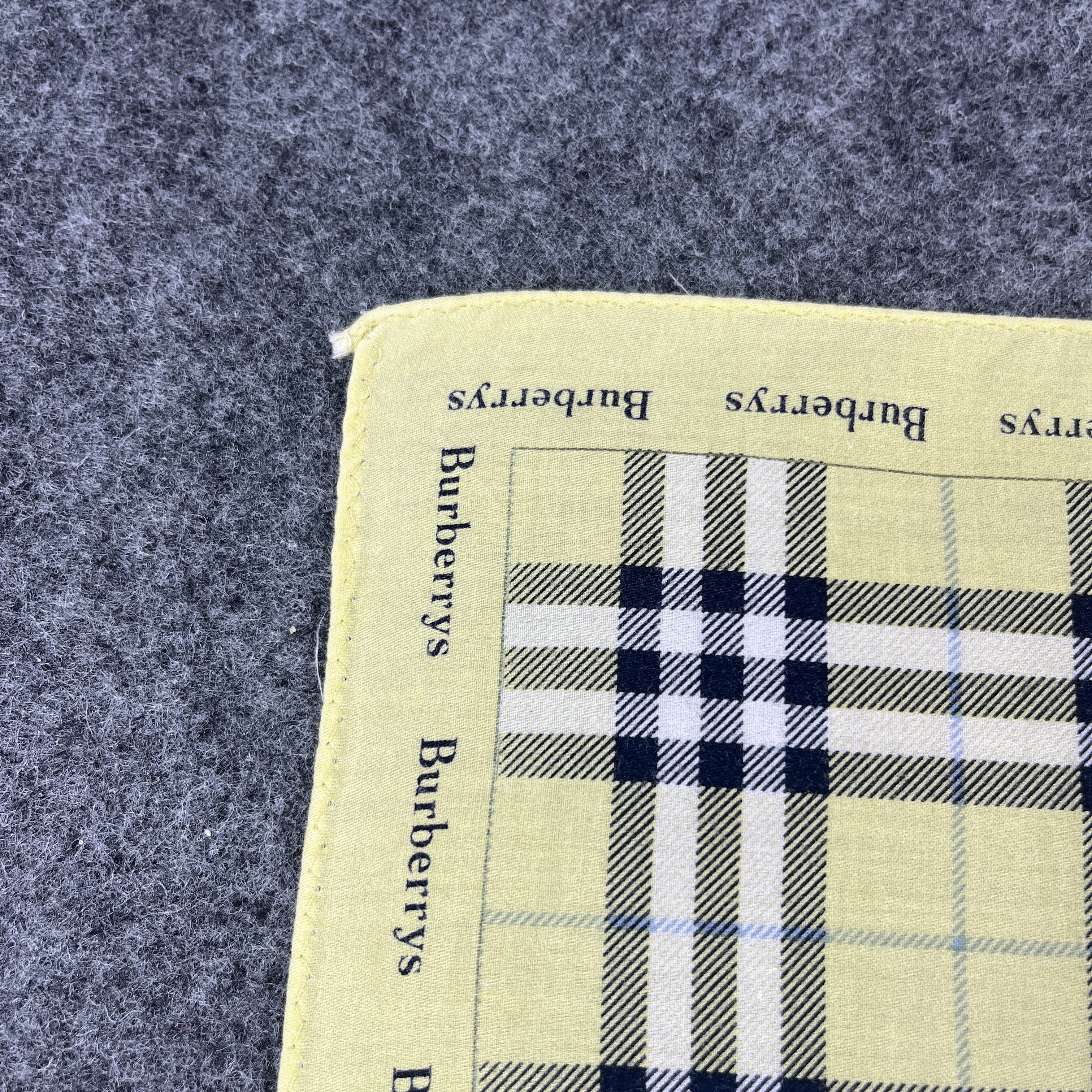 Burberry × Vintage Burberry Handkerchief / Bandana / Neckerchief B461 Size ONE SIZE - 7 Thumbnail