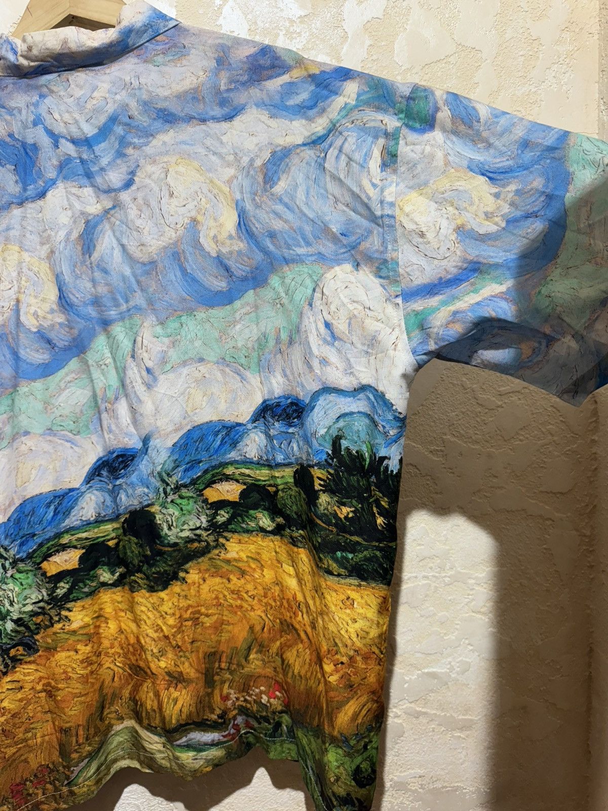 Other Vincent Van Gogh Men's Rayon Shirt Cypresse Size L Size US L / EU 52-54 / 3 - 7 Thumbnail