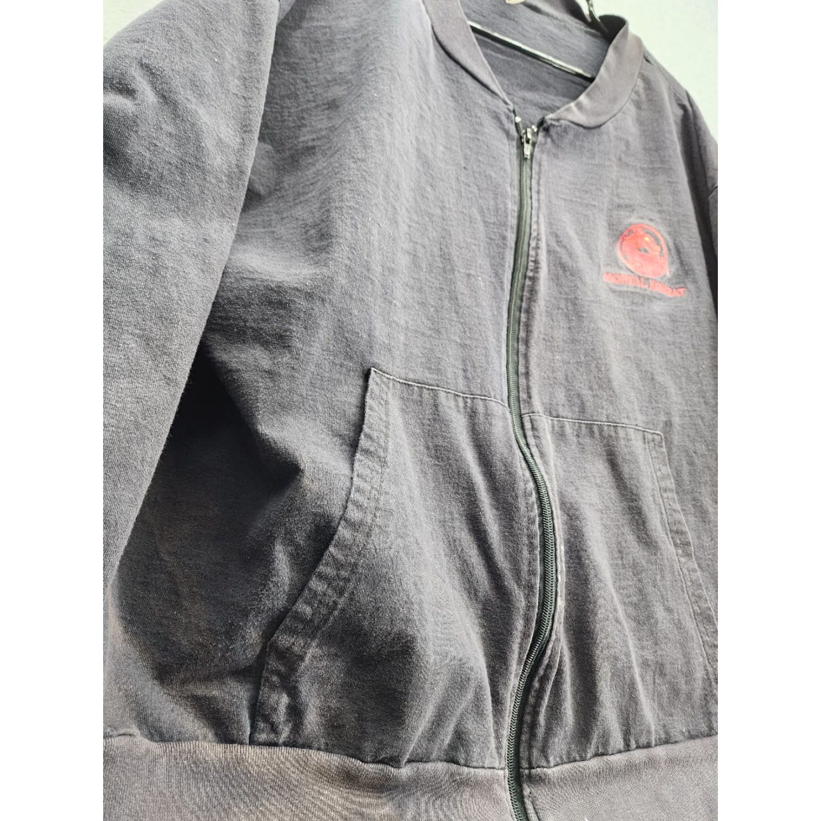 Thrasher VINTAGE Mortal Kombat Jacket Full Zip Black XL Unisex Adults Distressed Thrashed Windbreaker Size XL Men s Women s Size US XL / EU 56 / 4 - 5 Thumbnail