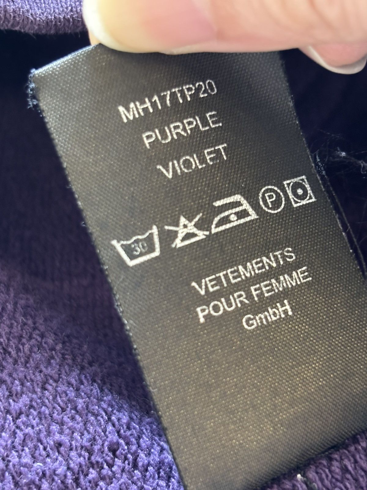 Vetements Vetements FW17 sexual fantasies Hoodie Size US S / EU 44-46 / 1 - 7 Thumbnail