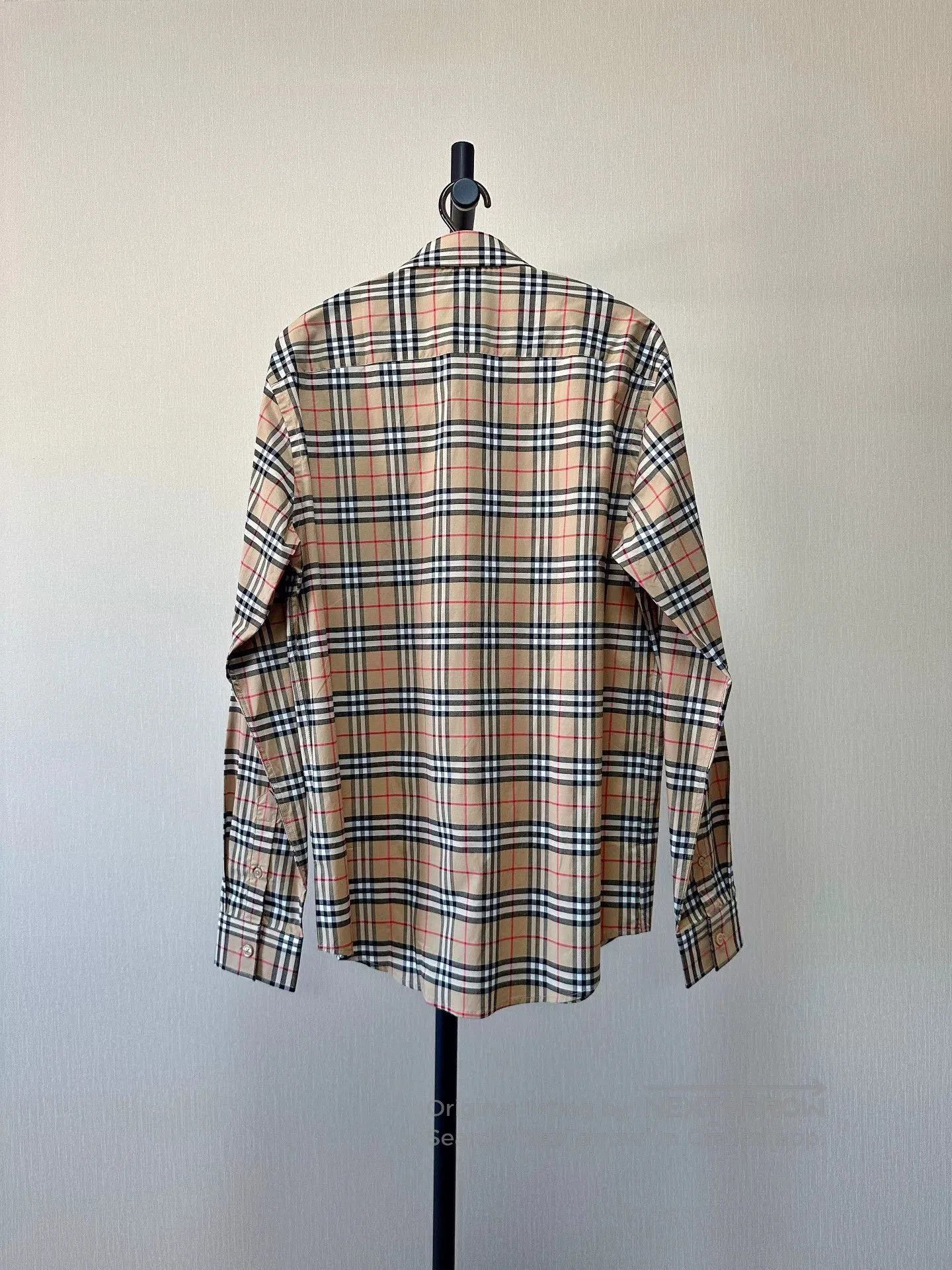 Burberry BURBERRY Check Slim Fit Shirt. Size US XL / EU 56 / 4 - 2 Thumbnail