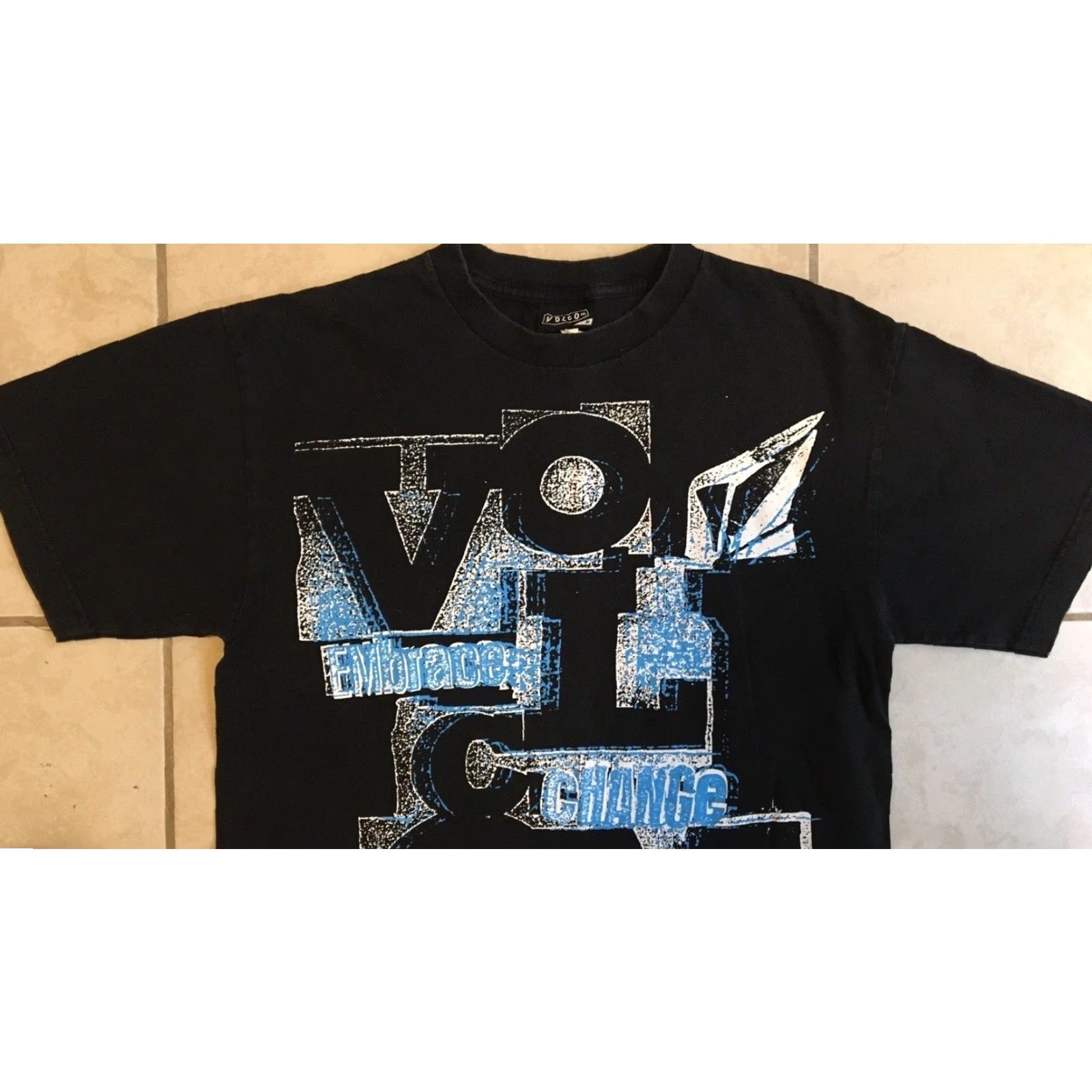 Quiksilver VINTAGE Volcom T-Shirt Mens M Black 90s Grunge Beach Surf Boardriding Quiksilver Ocean Pacific Hurley Billabong USA Y2K Style Graphic Tee Size US M / EU 48-50 / 2 - 4 Thumbnail