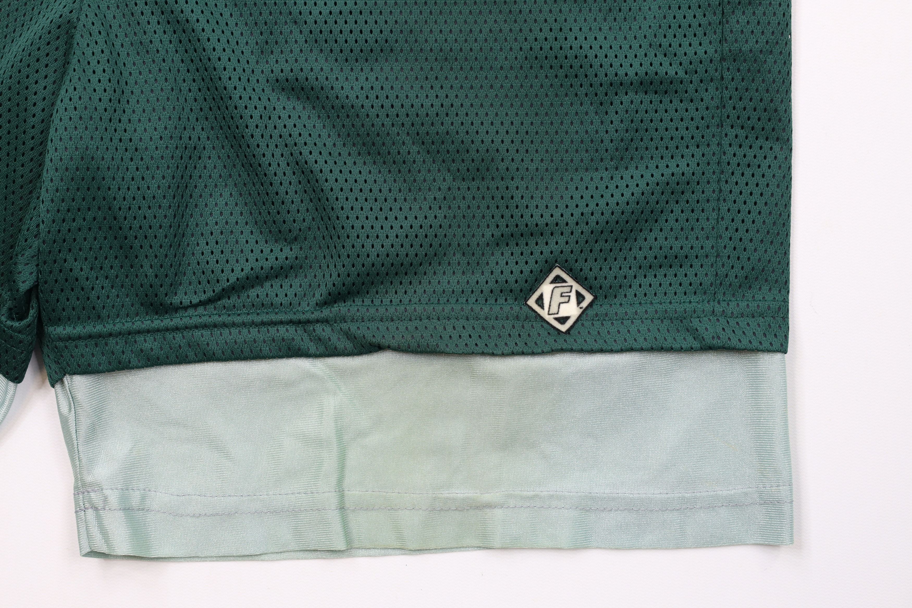 Vintage Vintage 90s Streetwear Layered Mesh Shorts Green Polyester Size US 32 / EU 48 - 2 Thumbnail