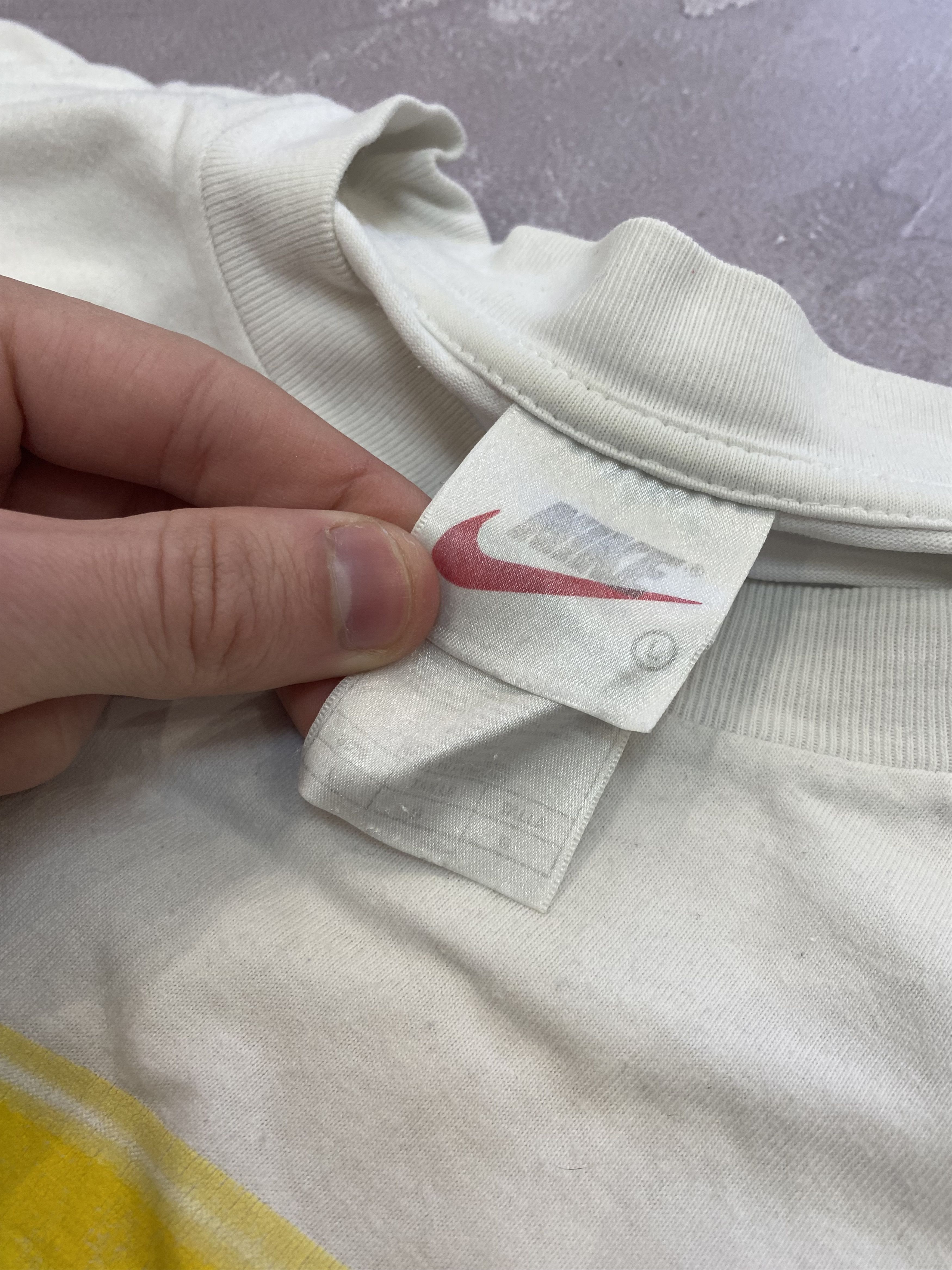 Nike × Vintage Vintage Nike Big Swoosh Tee Size US L / EU 52-54 / 3 - 5 Thumbnail