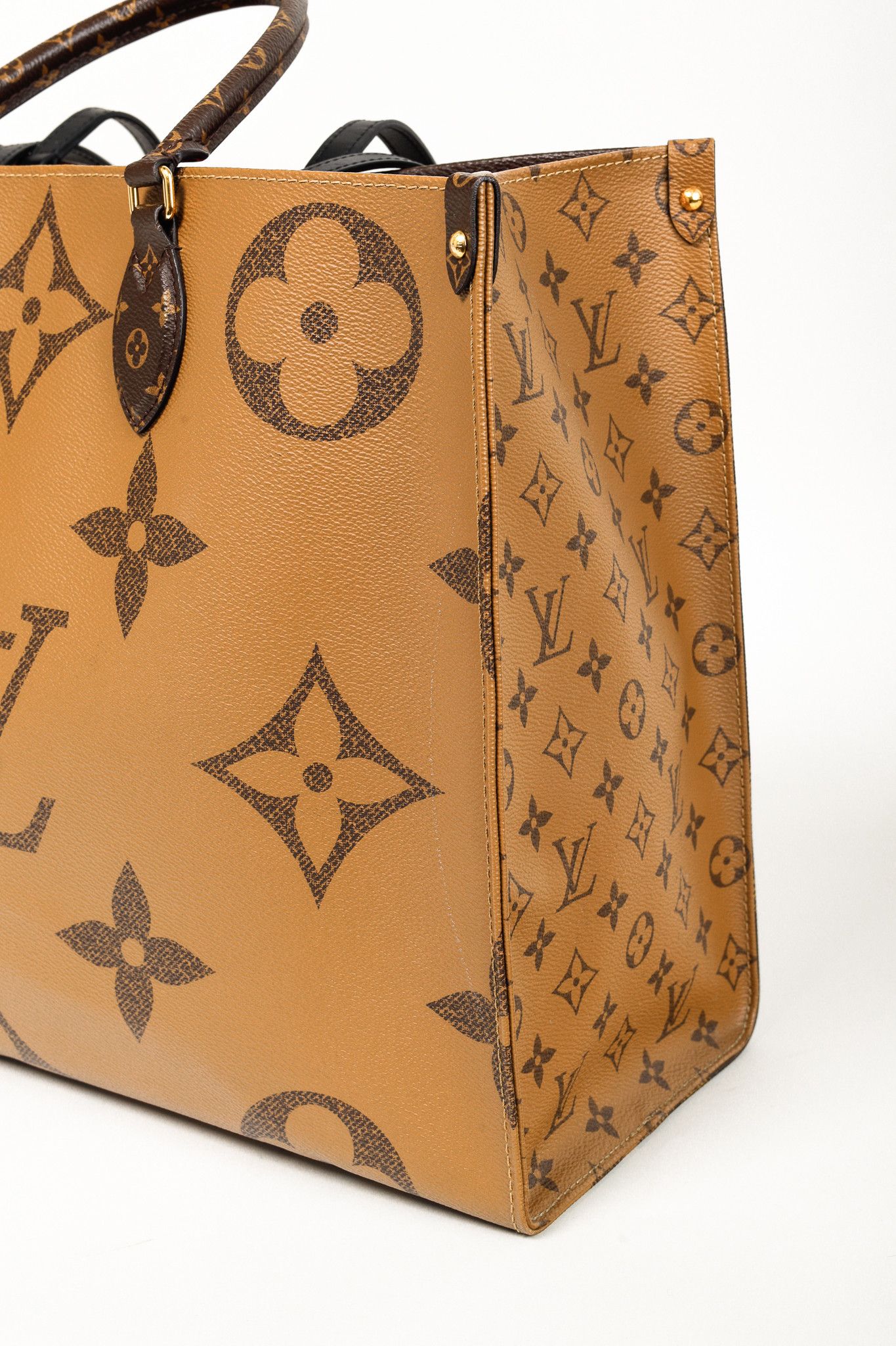 Louis Vuitton Louis Vuitton OnTheGo GM Monogram Giant Canvas Tote Size ONE SIZE - 10 Thumbnail