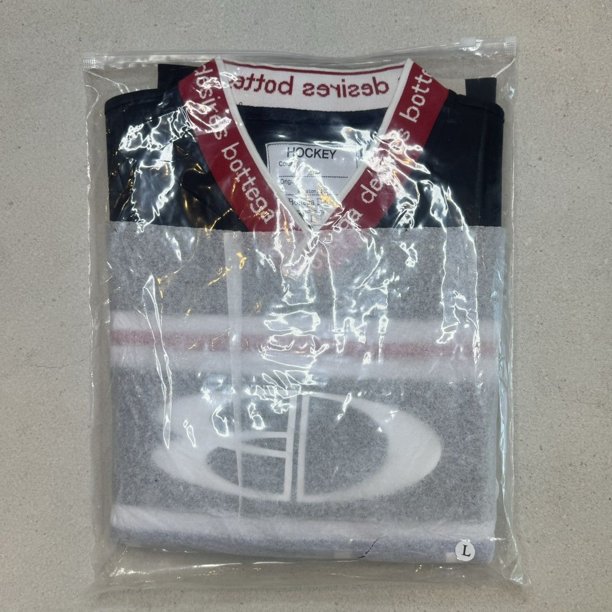 Bottega Desires Bottega desires black hockey jersey SIZE MEDIUM Size US M / EU 48-50 / 2 - 3 Thumbnail