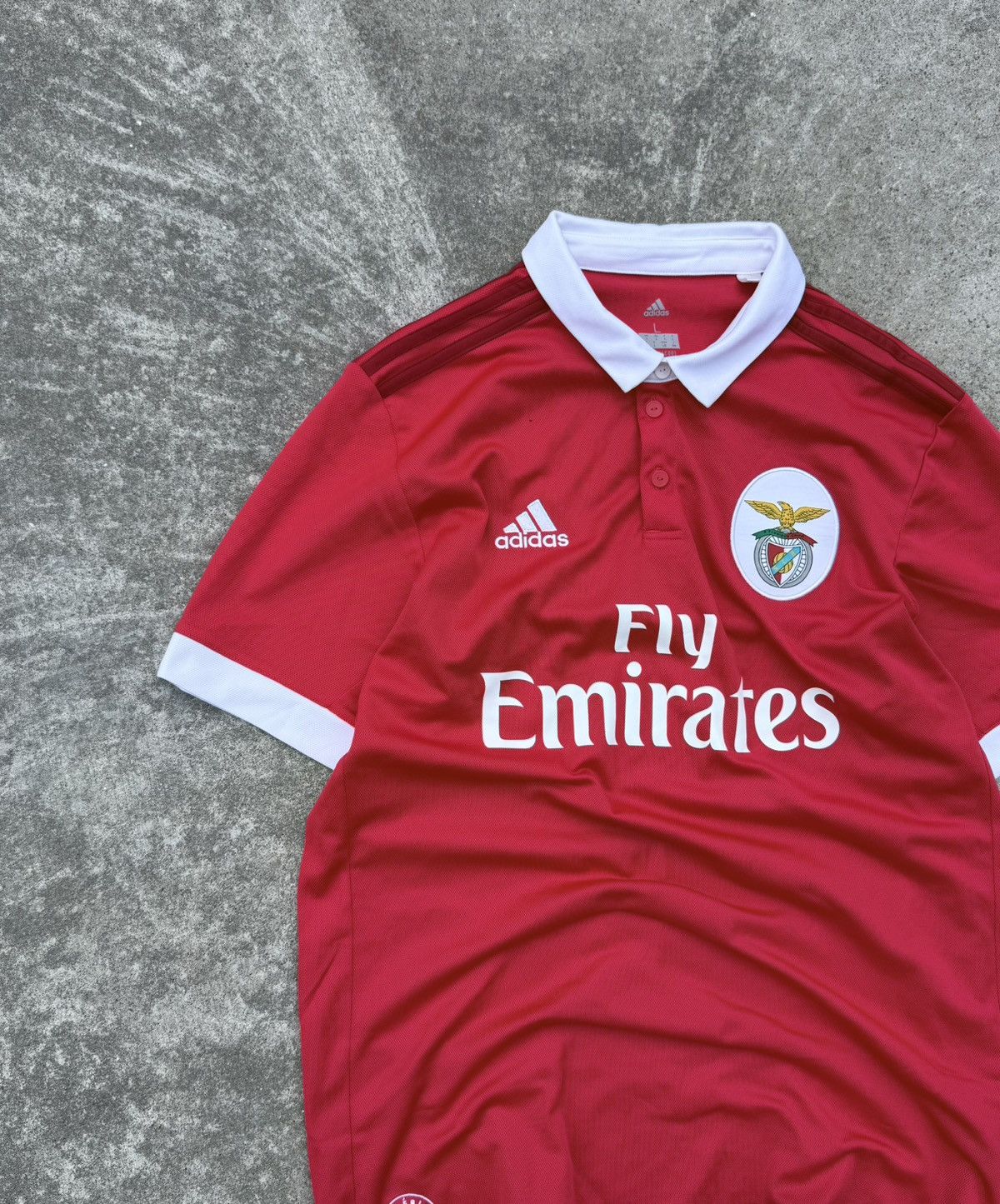 Adidas Vintage Adidas FC Benfica soccer streetwear football t-shirt Size US L / EU 52-54 / 3 - 5 Thumbnail
