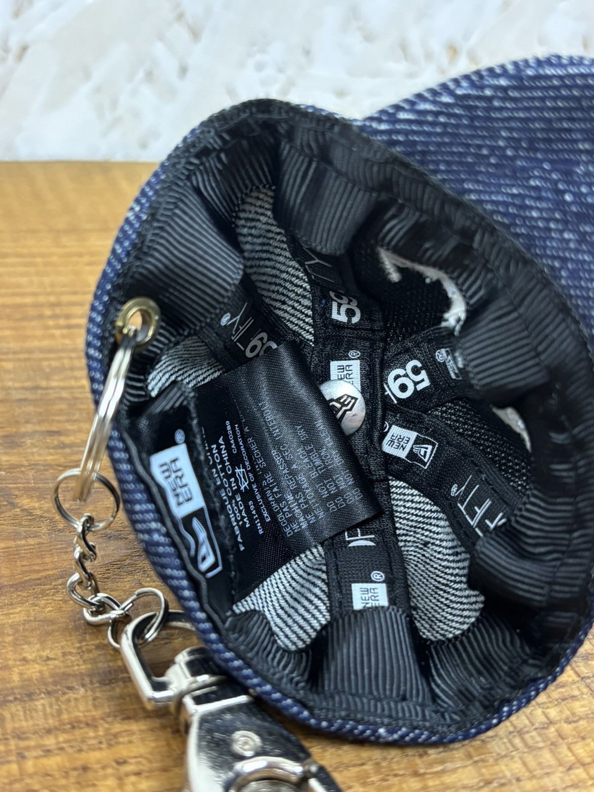 New Era × Yohji Yamamoto Yohji Yamamoto x New Era Denim Cap Mini Bag Charm Key Holder Size ONE SIZE - 4 Thumbnail