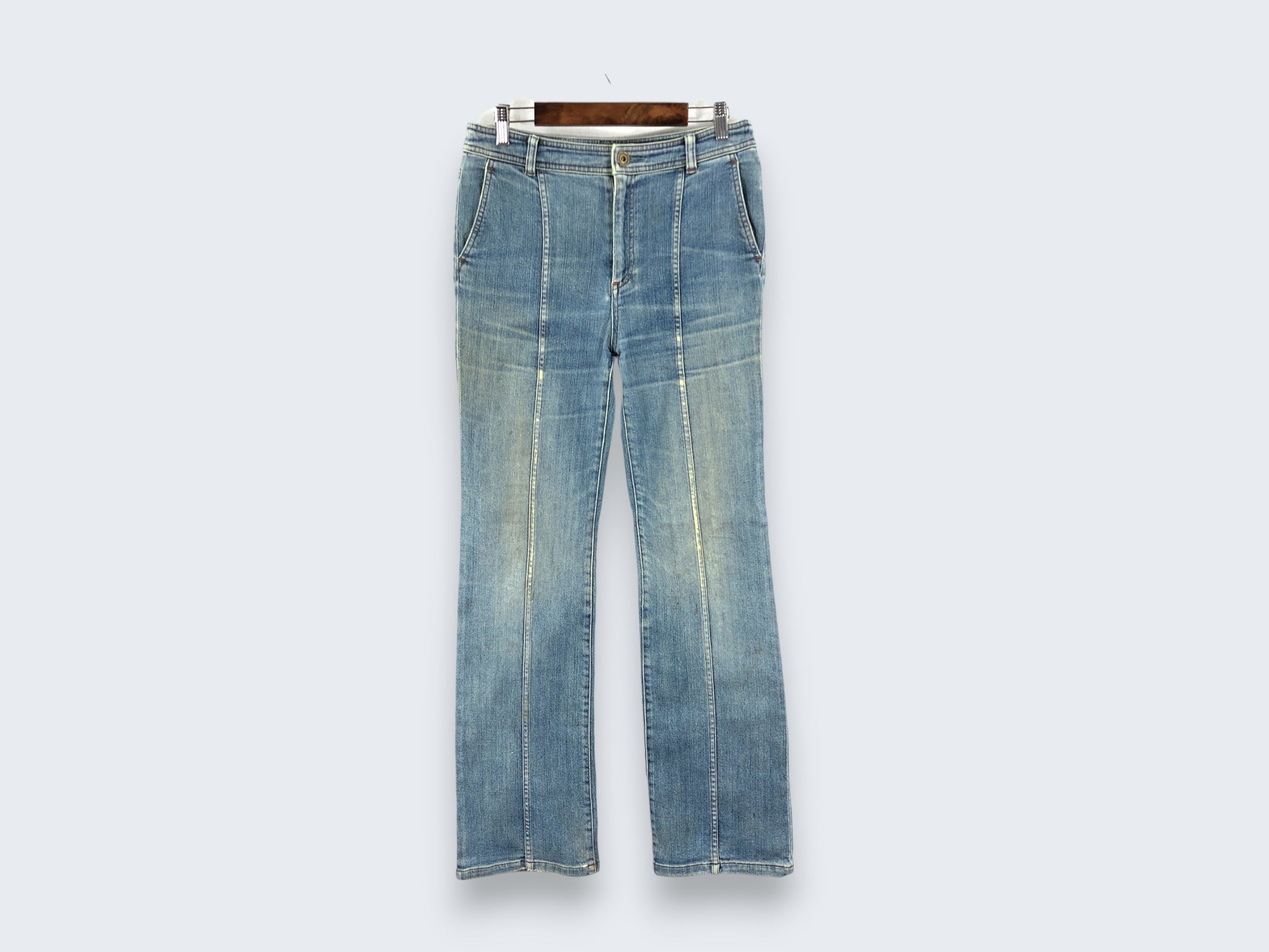 30 x 31 Womens Vintage Christian Aujard Jeans L1446