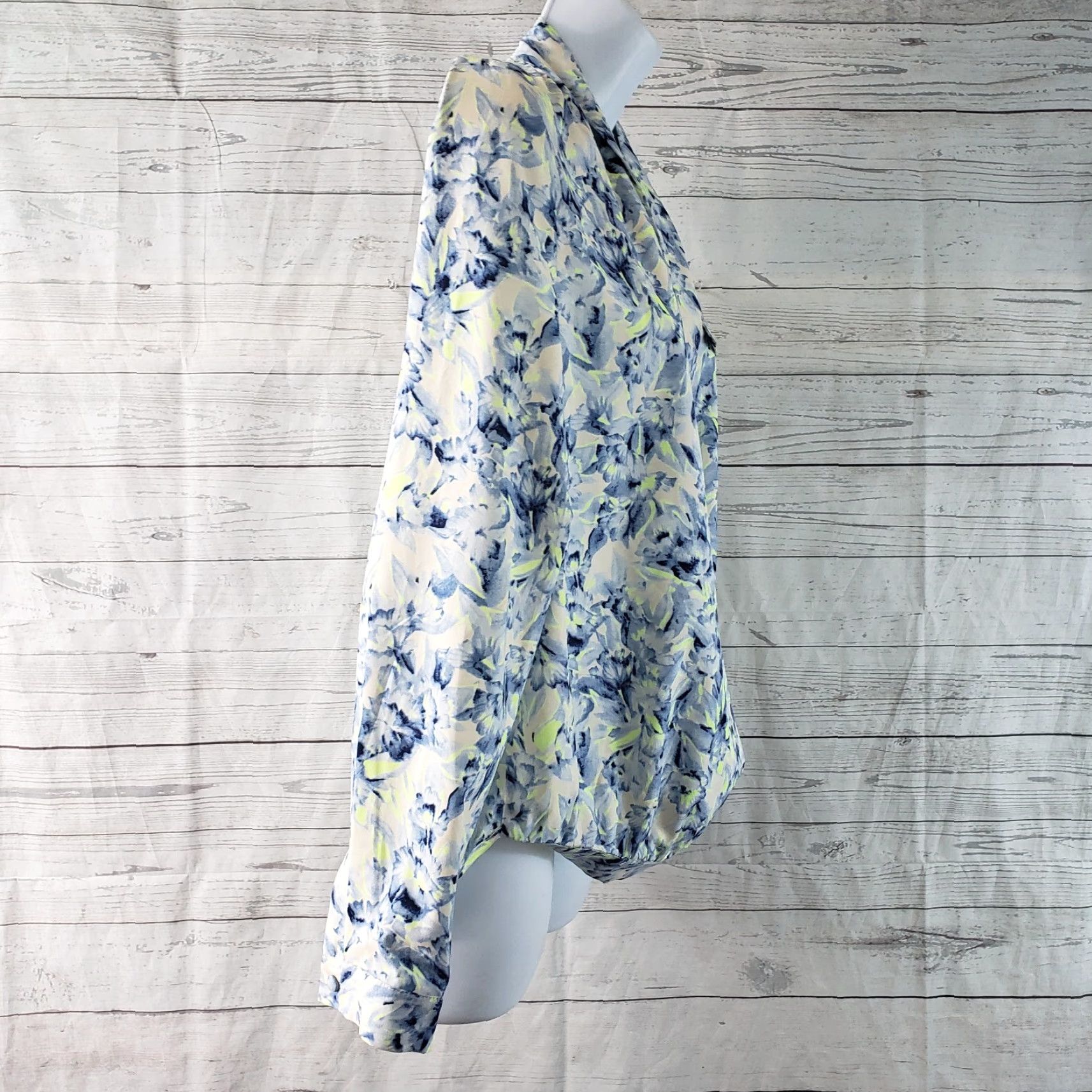 Vintage Lovers+Friends Womens Blouse S Blue Floral Long Sleeve V-Neck Shirt Size S / US 4 / IT 40 - 3 Thumbnail