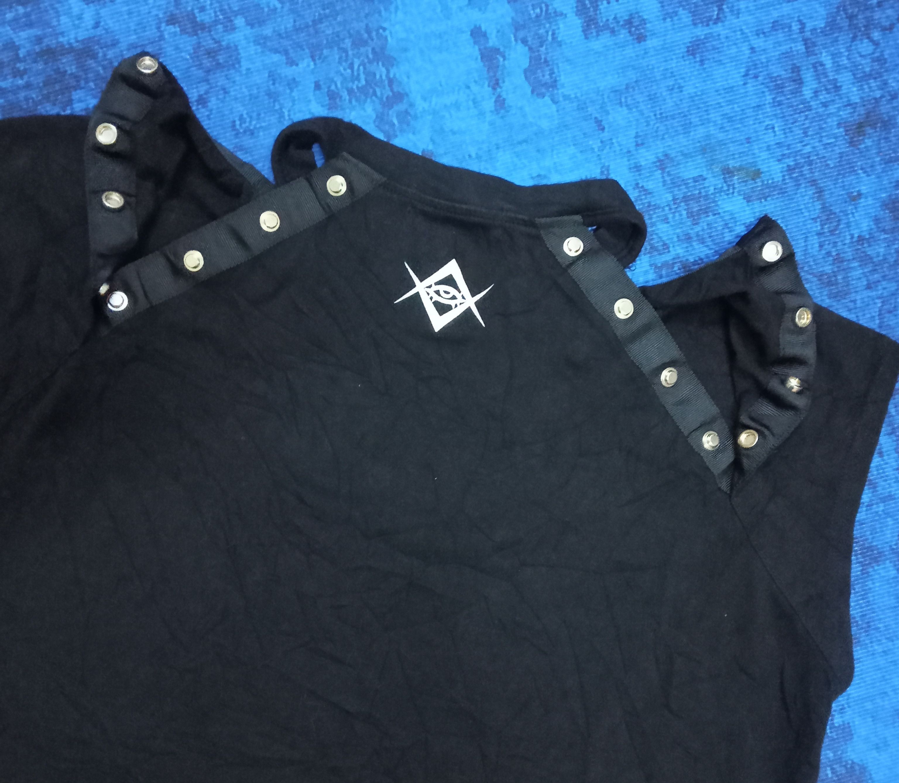 Japanese Brand Reflem Extremely Rare Design Sleeveless Tee Size US L / EU 52-54 / 3 - 2 Thumbnail