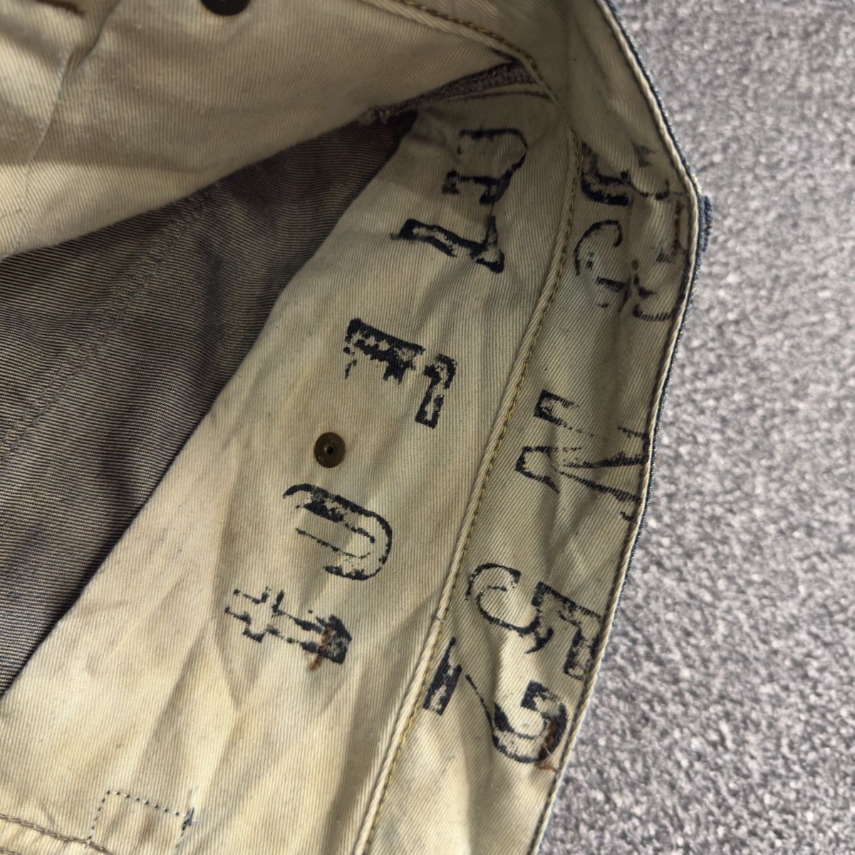 G-Star Archive R33/01 Trail 5620 Tapered Raw Whisker Washed Denim Size US 31 - 16 Thumbnail