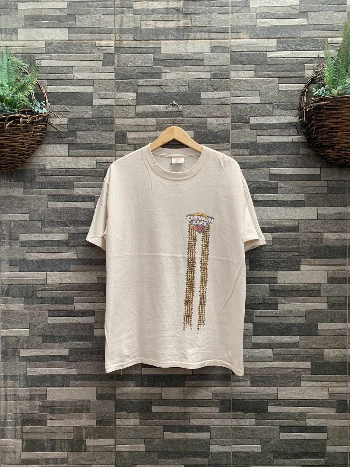 Other Vintage CHEVRON CARS Promo Tee Size US L / EU 52-54 / 3 - 9 Thumbnail