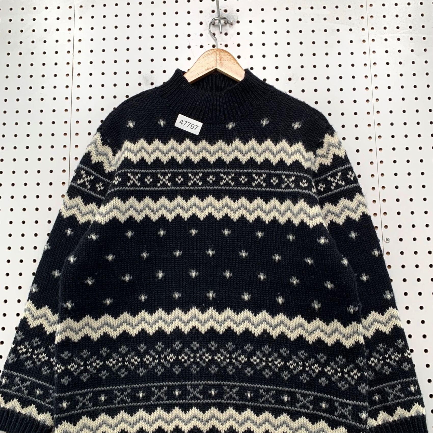 Liz Claiborne Vintage Liz Claiborne Wool Sweater Womens Medium Black Fair Isle Oversized Size M / US 6-8 / IT 42-44 - 4 Thumbnail