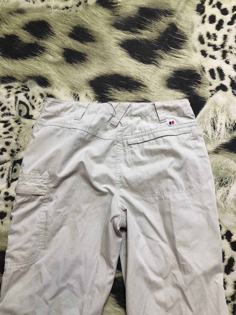 Berghaus Vintage Berghaus Streetwear Hiking Pants Size 10 Size 32" / US 10 / IT 46 - 19 Thumbnail