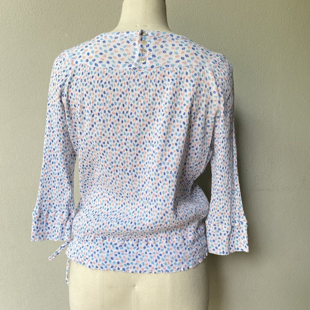 Tsumori Chisato TSUMORI CHISATO Pastel Petals Tie-Hem Blouse Size XS / US 0-2 / IT 36-38 - 24 Thumbnail