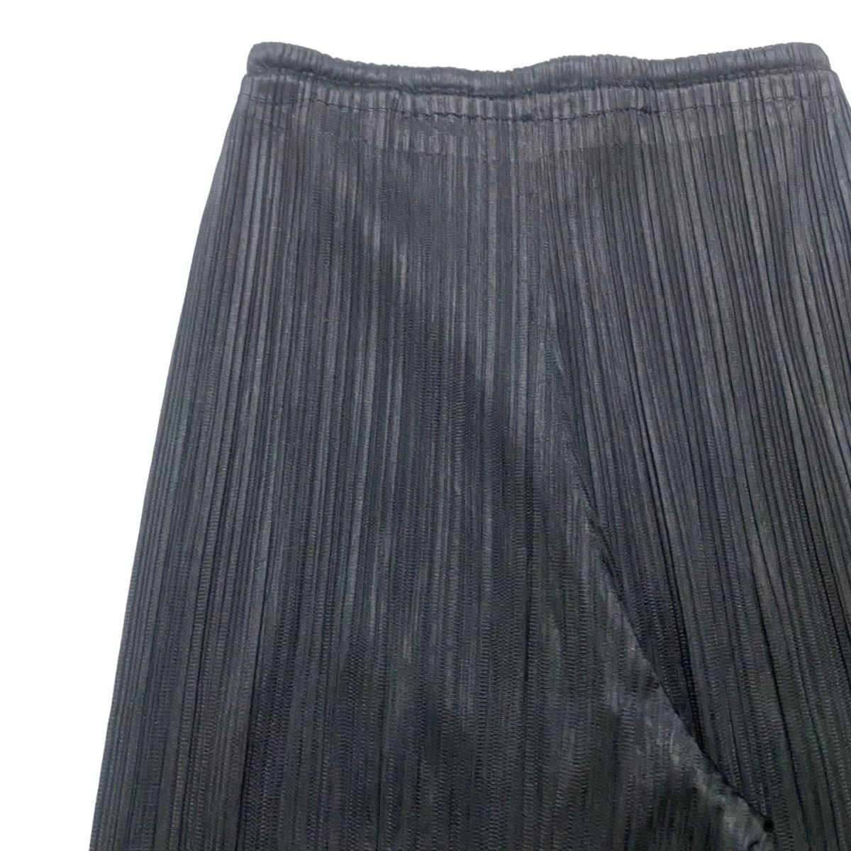 Pleats Please Issey Miyake Vintage Pleats Please Black Pants Straight Leg Size US 30 / EU 46 - 11 Thumbnail