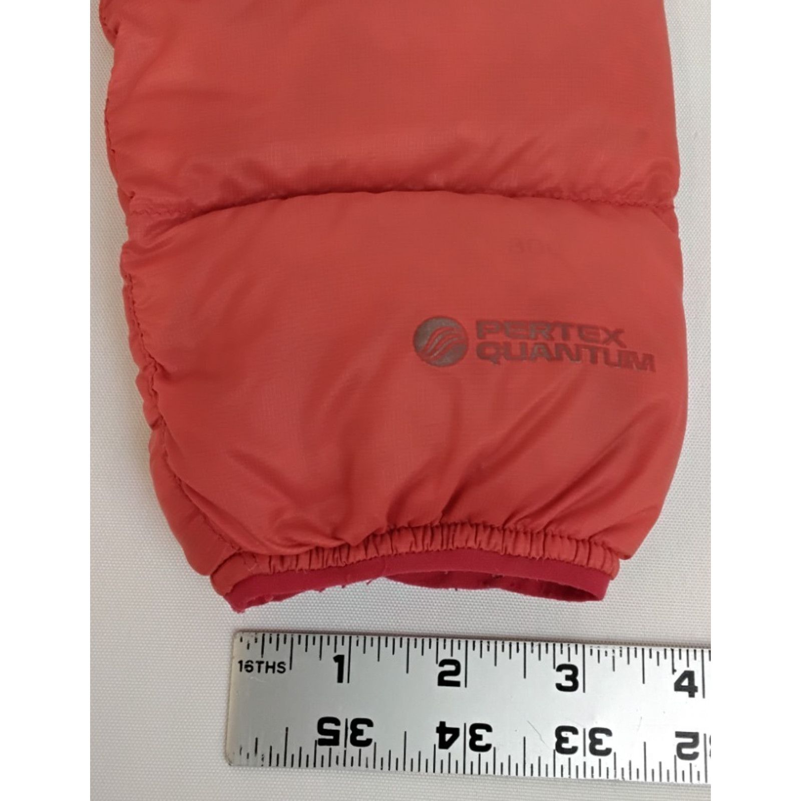 Outdoor Research Outdoor Research Down Jacket Women's Small Red Hooded Size S / US 4 / IT 40 - 17 Thumbnail