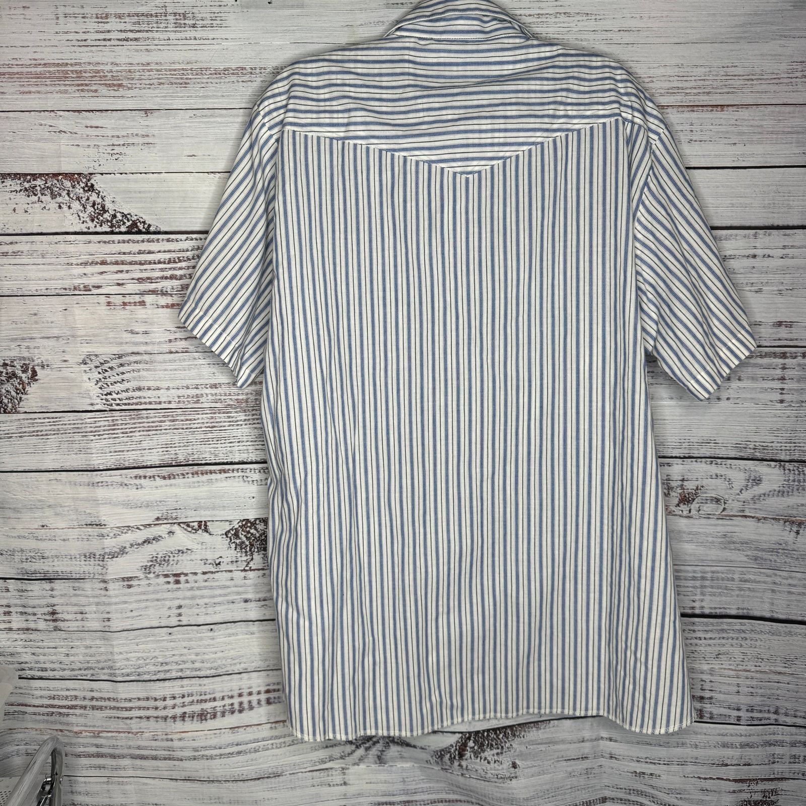 Wrangler Wrangler Short Sleeve Stripped Button Down Pearl Snap XL Size US XL / EU 56 / 4 - 4 Thumbnail