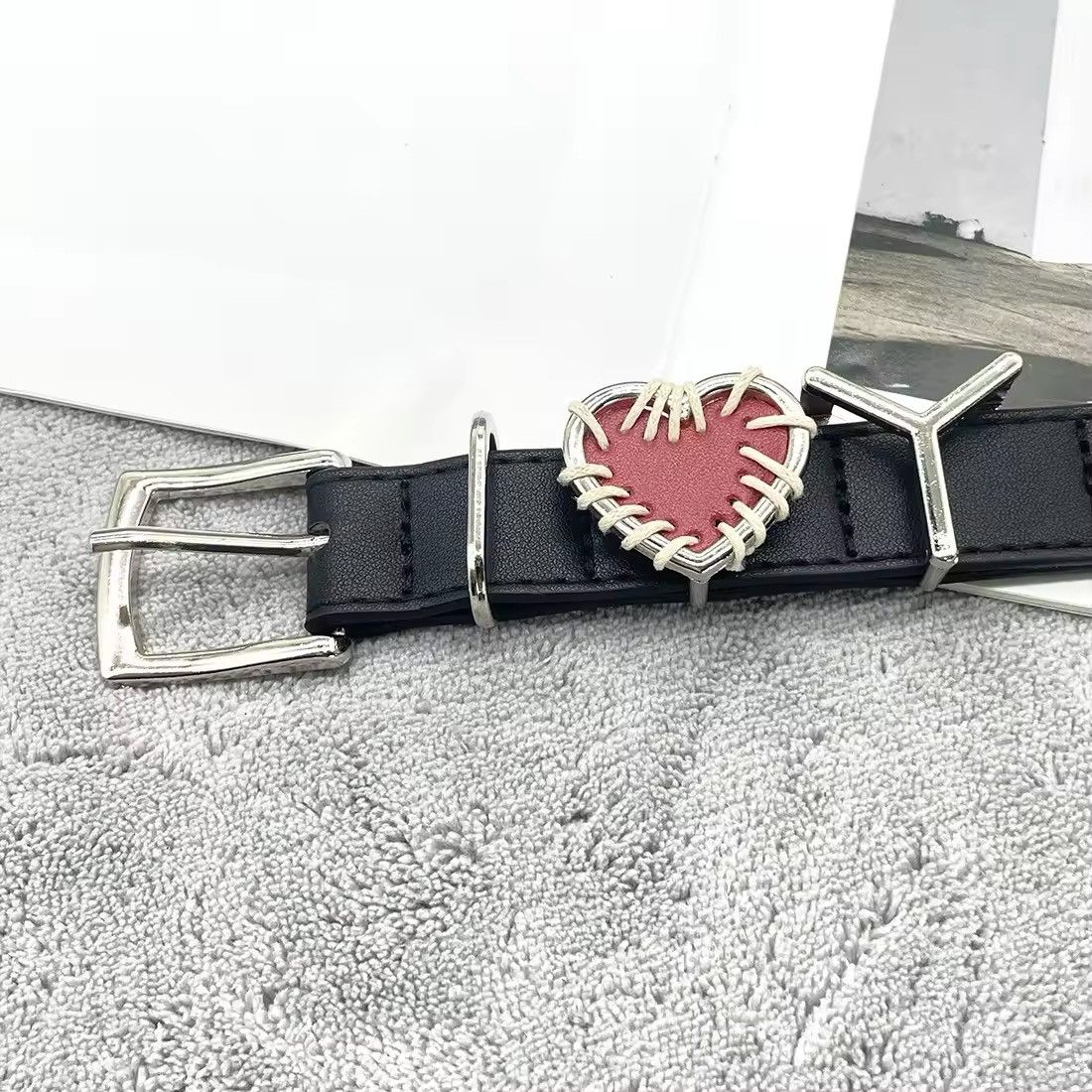Other Creative Unisex Alloy Red Heart Belt Size ONE SIZE - 4 Thumbnail