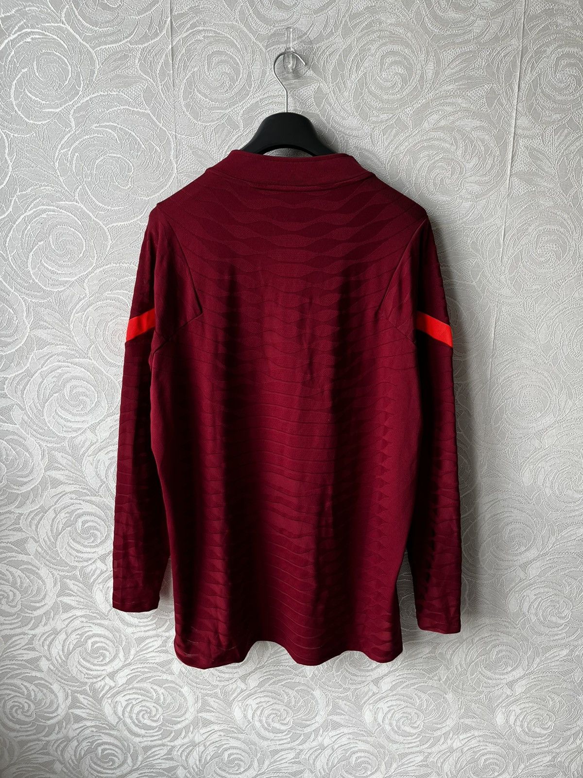 Nike FC Liverpool 2021/22 Training Nike shirt soccer Long Sleeve Size US XXL / EU 58 / 5 - 7 Thumbnail