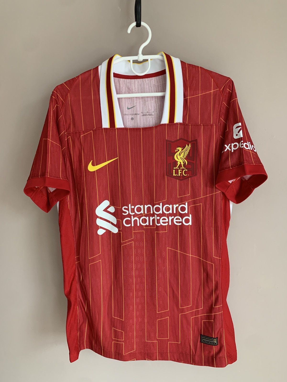 Nike England Home Football Shirt Nike Soccer Jersey Size M Size US M / EU 48-50 / 2 - 1 Thumbnail