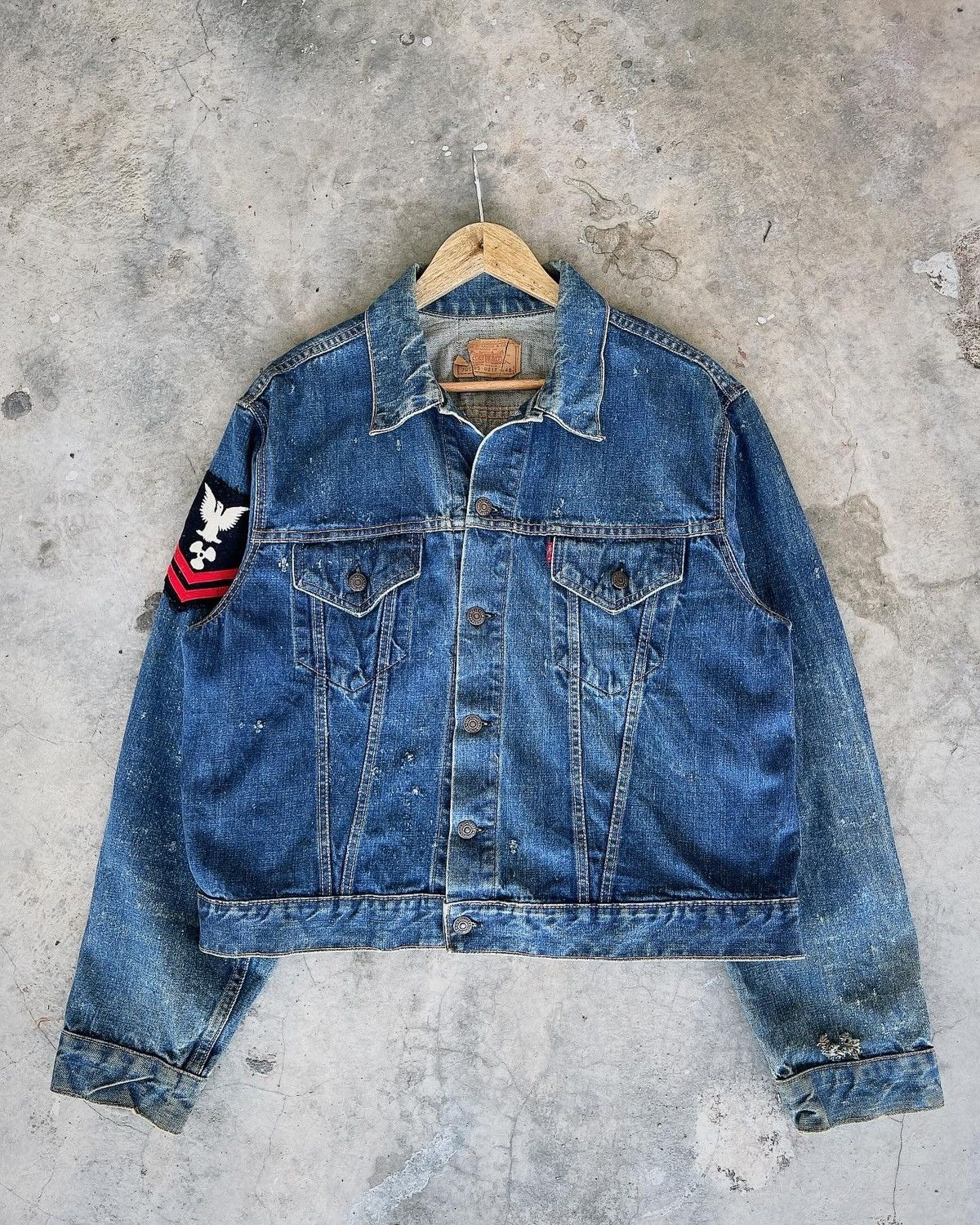 image of Archival Clothing x Levis Vintage Distressed Levis 70's Trucker Type 3 E Usa in Blue (Size XL)