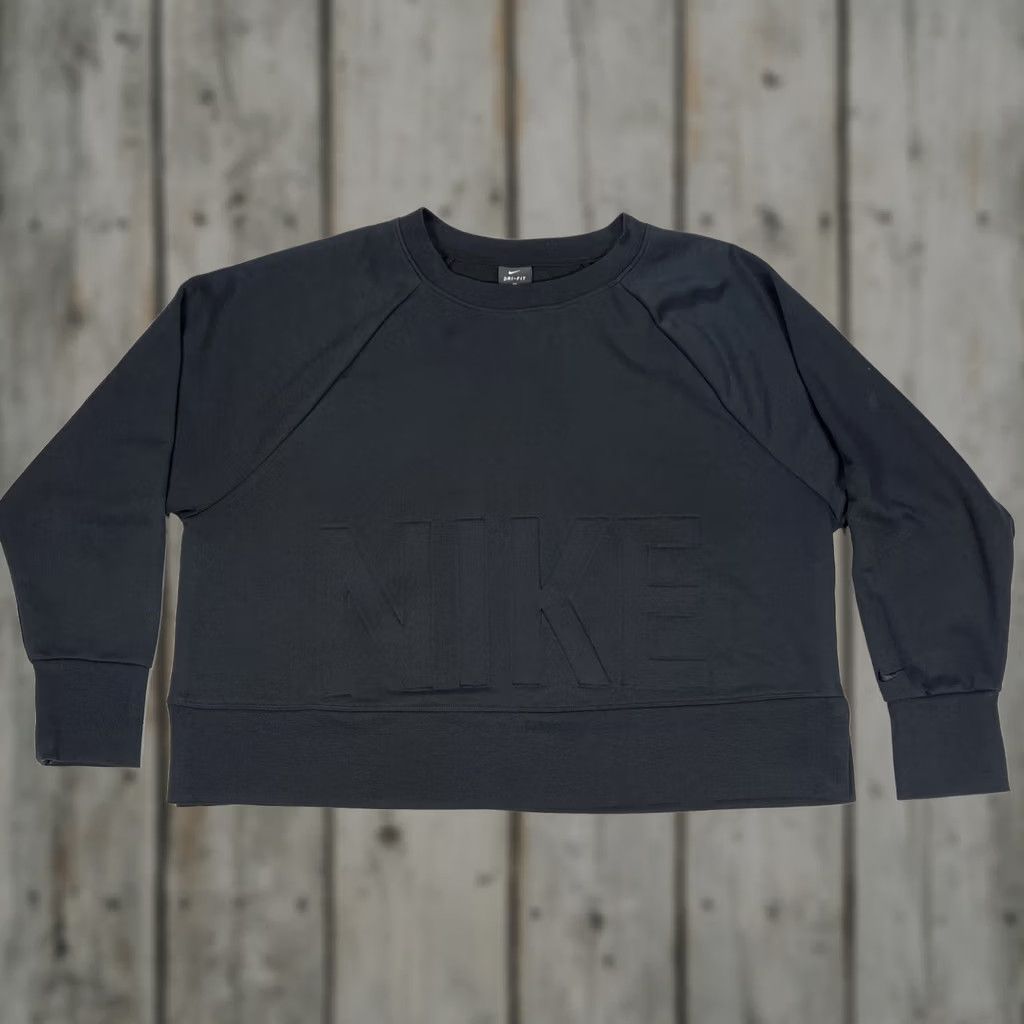 Nike VINTAGE Nike Women’s Sweatshirt 1X Dri-Fit Versa Black Cropped AO2279-010 Size XL / US 12-14 / IT 48-50 - 1 Thumbnail