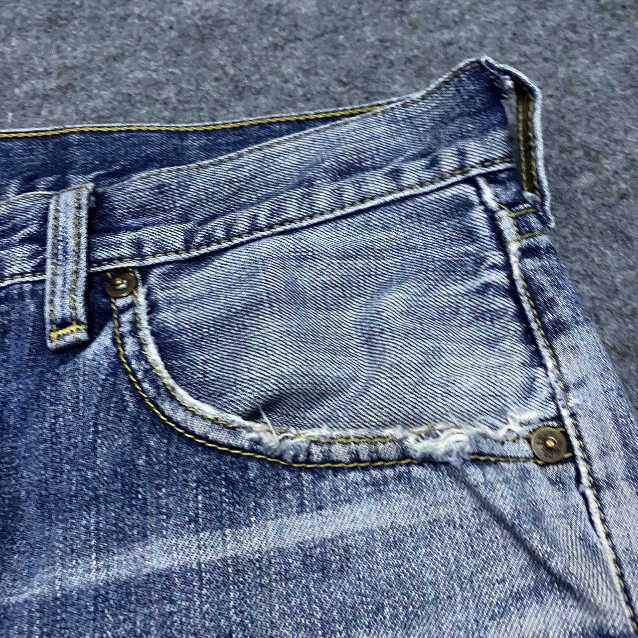 Levi's Vintage Levis Distressed Denim Kurt Cobain Style Size US 32 / EU 48 - 10 Thumbnail