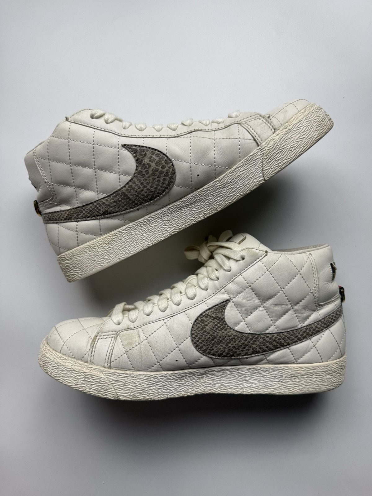 Nike × Supreme 2006 Nike SB x Supreme Blazer White Size US 9 / EU 42 - 3 Thumbnail