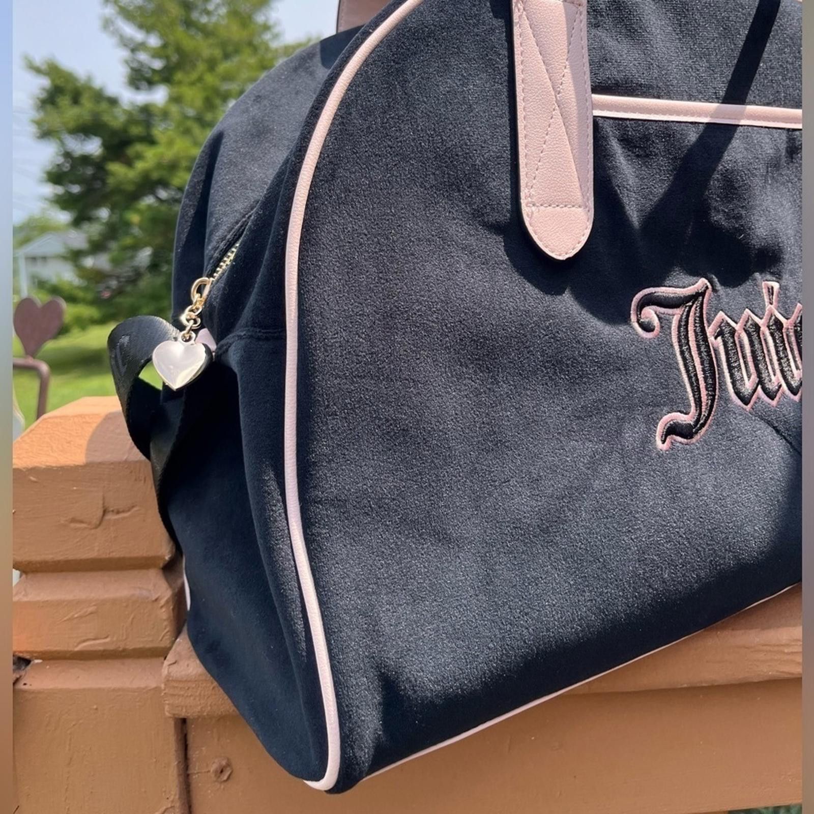 Juicy Couture Jeans Juicy Couture Queen Of Everything Weekender Bag NWT Size ONE SIZE - 3 Thumbnail