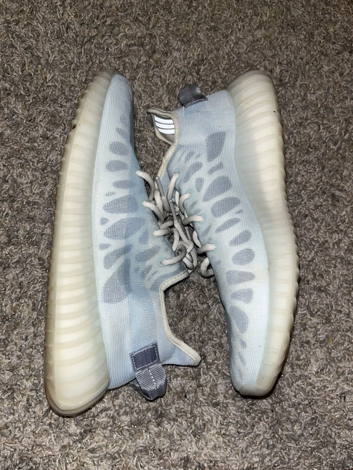 adidas gazelle silver green womens adidas Yeezy Boost 350 V2 Mono Ice