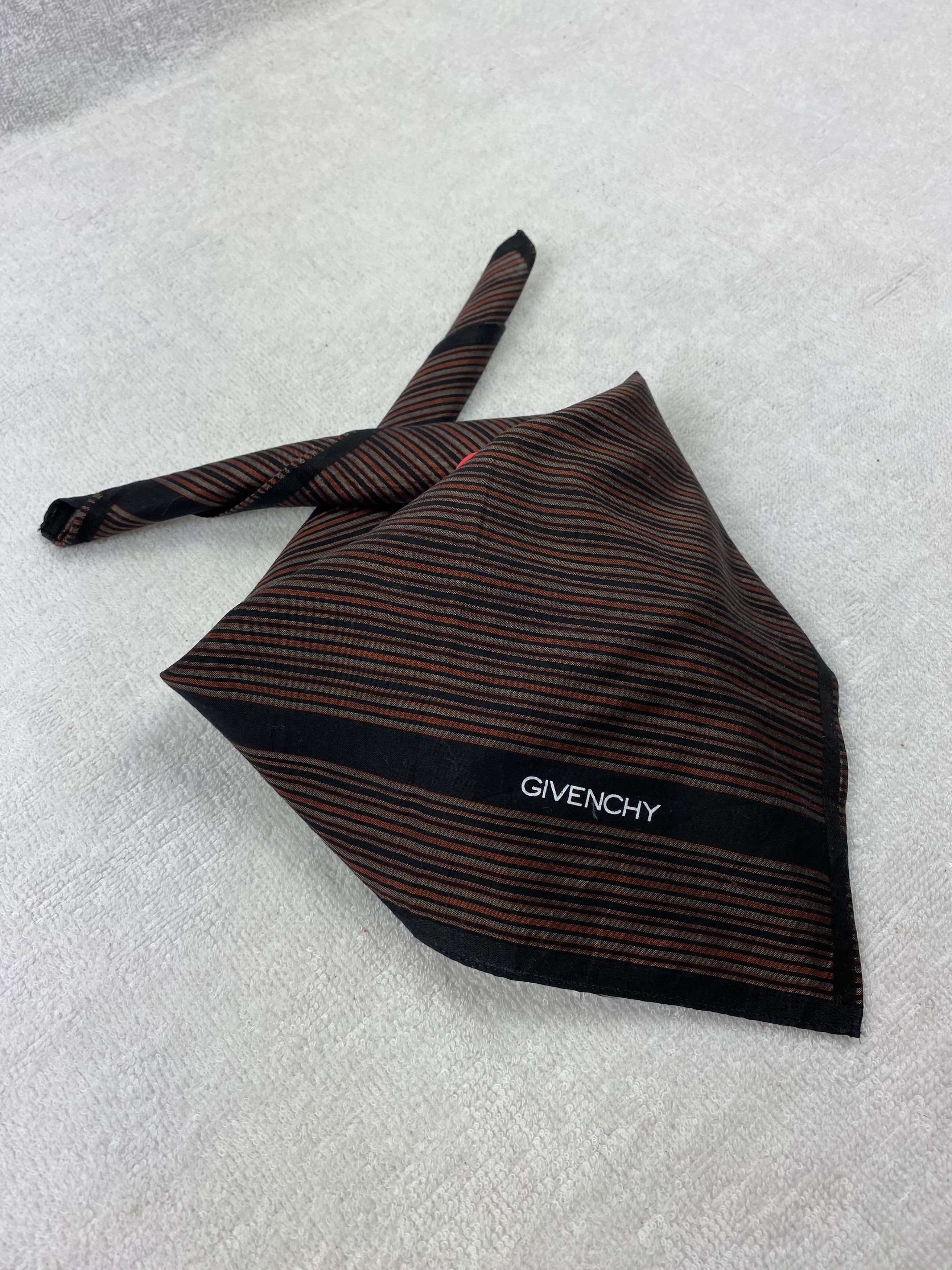 Vintage Givenchy Handkerchief / Bandana / Neckerchief Size ONE SIZE - 1 Thumbnail