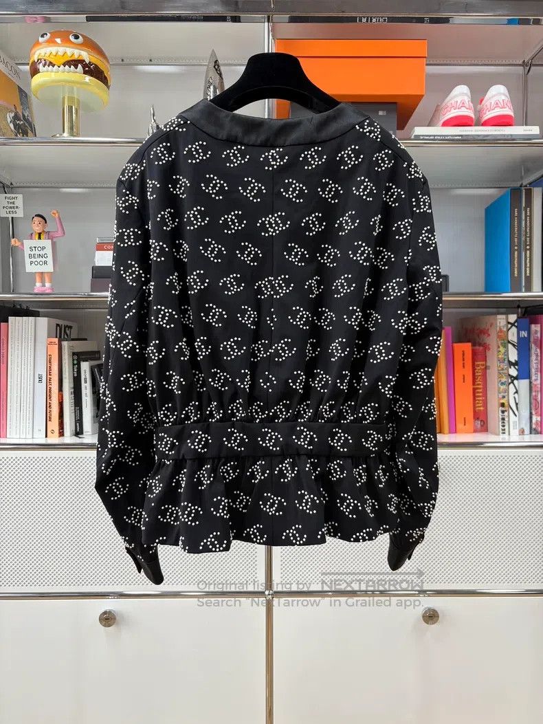 Chanel Chanel Pearl logo satin stitching jacket Size M / US 6-8 / IT 42-44 - 3 Thumbnail
