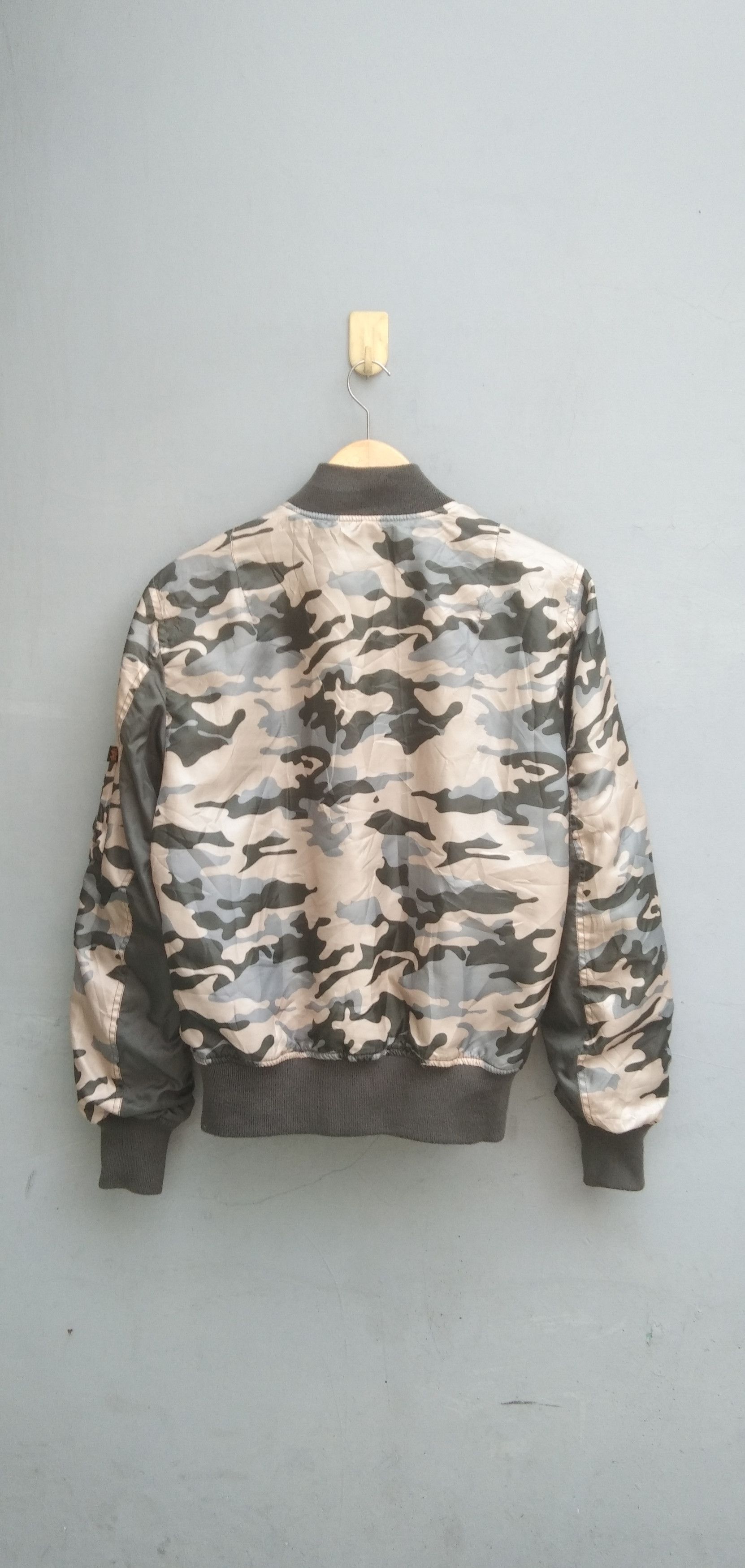 Alpha Industries Alpha industries 2in1 bomber jacket Size US M / EU 48-50 / 2 - 11 Thumbnail