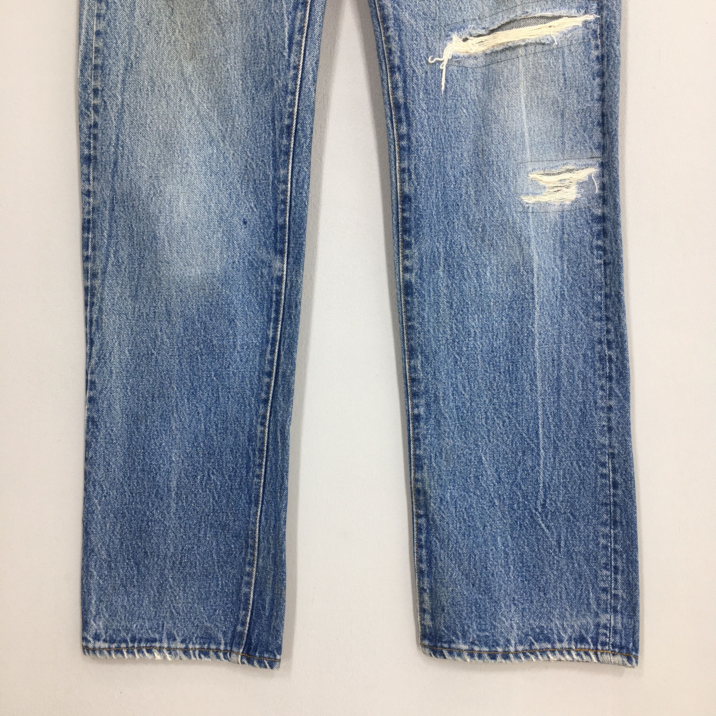 Levi's Size 30x33 Vintage 1980s Levi's 501 Distressed Jeans S189 Size US 30 / EU 46 - 4 Thumbnail