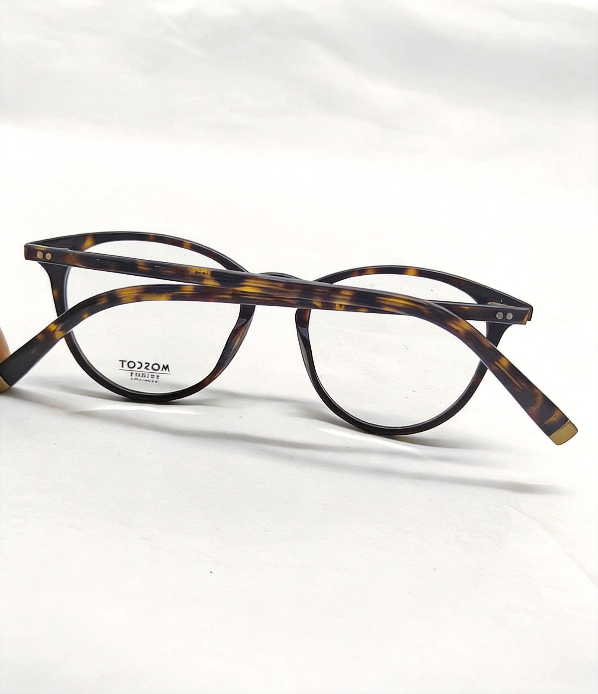 Moscot Jared Vintage Round Eyeglasses in Brown, Men's — image 5 of 6