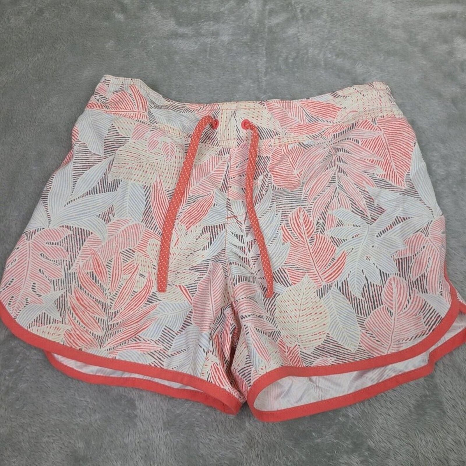 Columbia Columbia PFG‎ Tropical Print Shorts Women's Size Smal Size 25" / US 0 / IT 36 - 1 Thumbnail