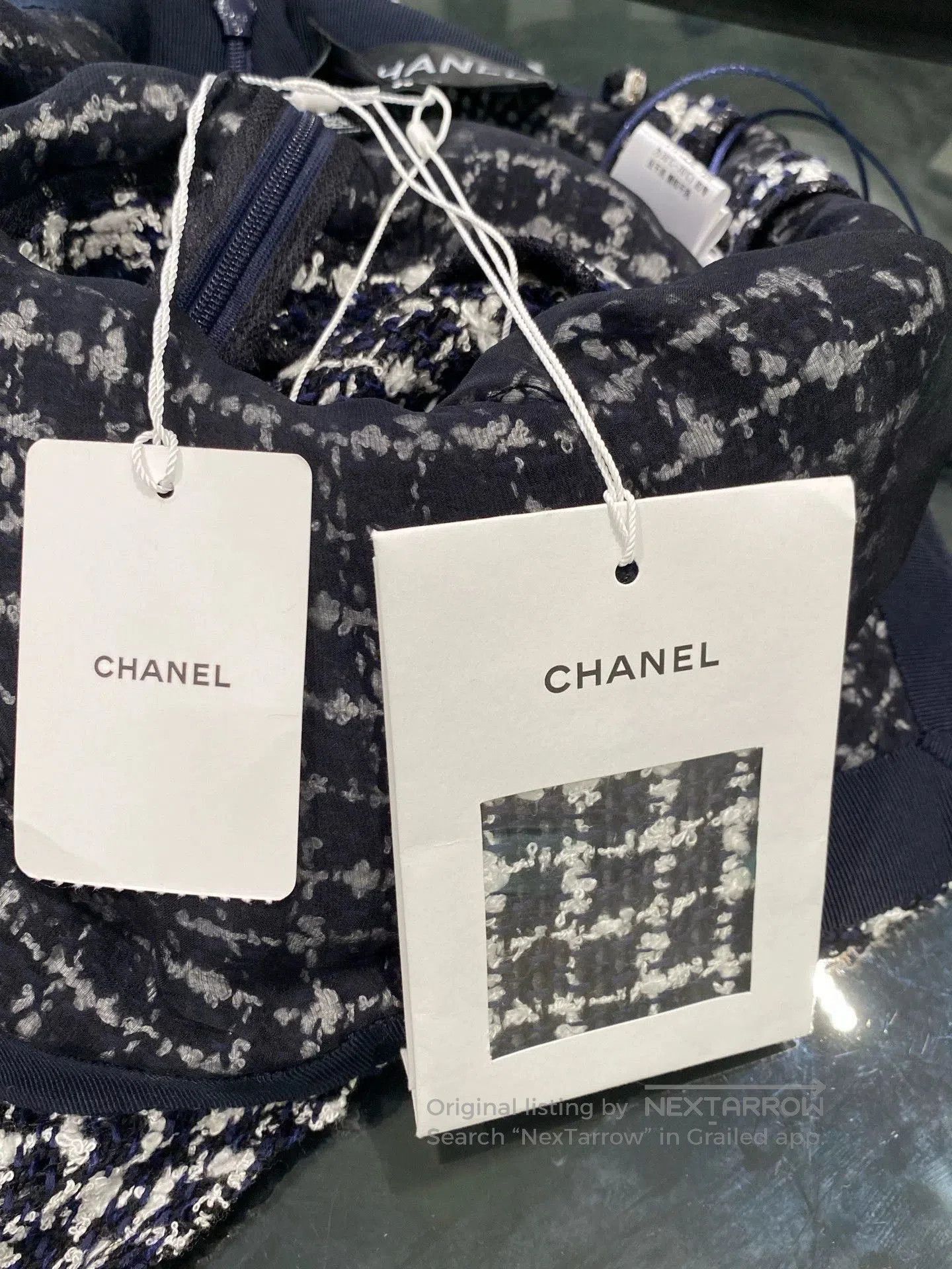 Chanel Chanel 23 Black and White Plaid Tweed Dress. Size US 36 / EU 52 - 3 Thumbnail