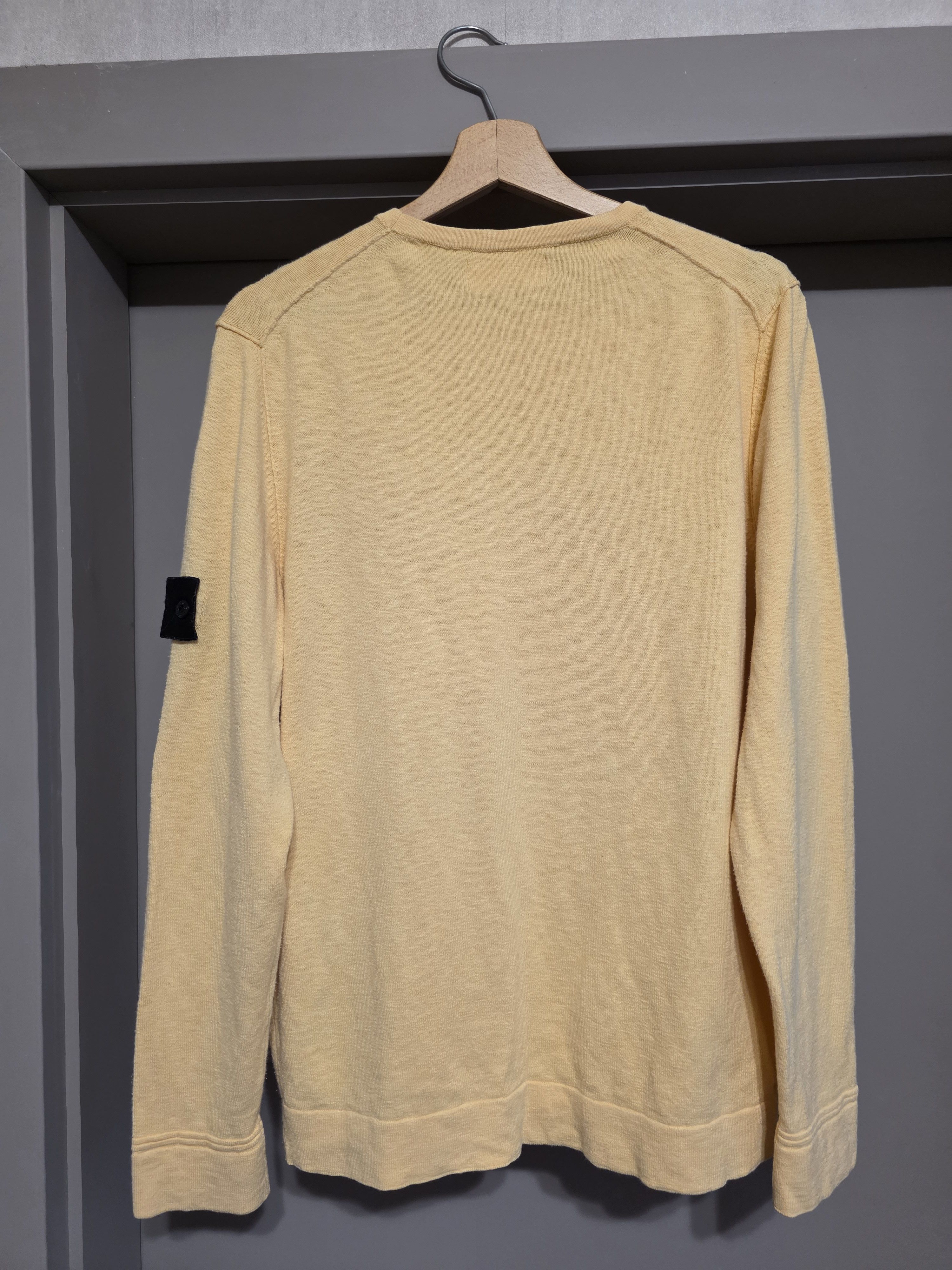 Stone Island Stone Island Crewneck Sweatshirt Compass Patch perfect condi Size US XL / EU 56 / 4 - 10 Thumbnail