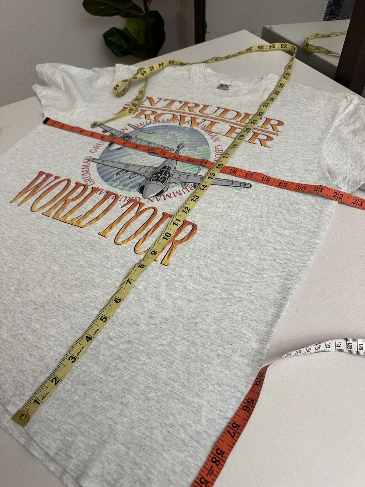 Band Tees × Vintage Vintage 90s Intruder Prowler World Tour Grumman Aerospace Size US L / EU 52-54 / 3 - 9 Thumbnail