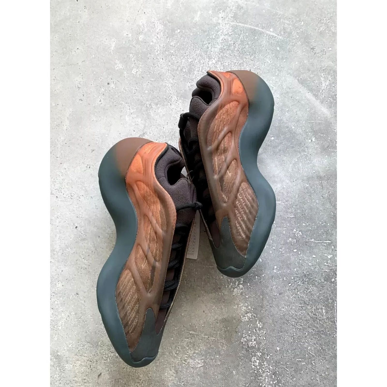 Adidas ADIDAS Yeezy 700 V3 COPPER FADE Sneaker MEN US 8.5 UK 8 EUR 42 Orange 265 mm Size US 8 / EU 41 - 4 Thumbnail