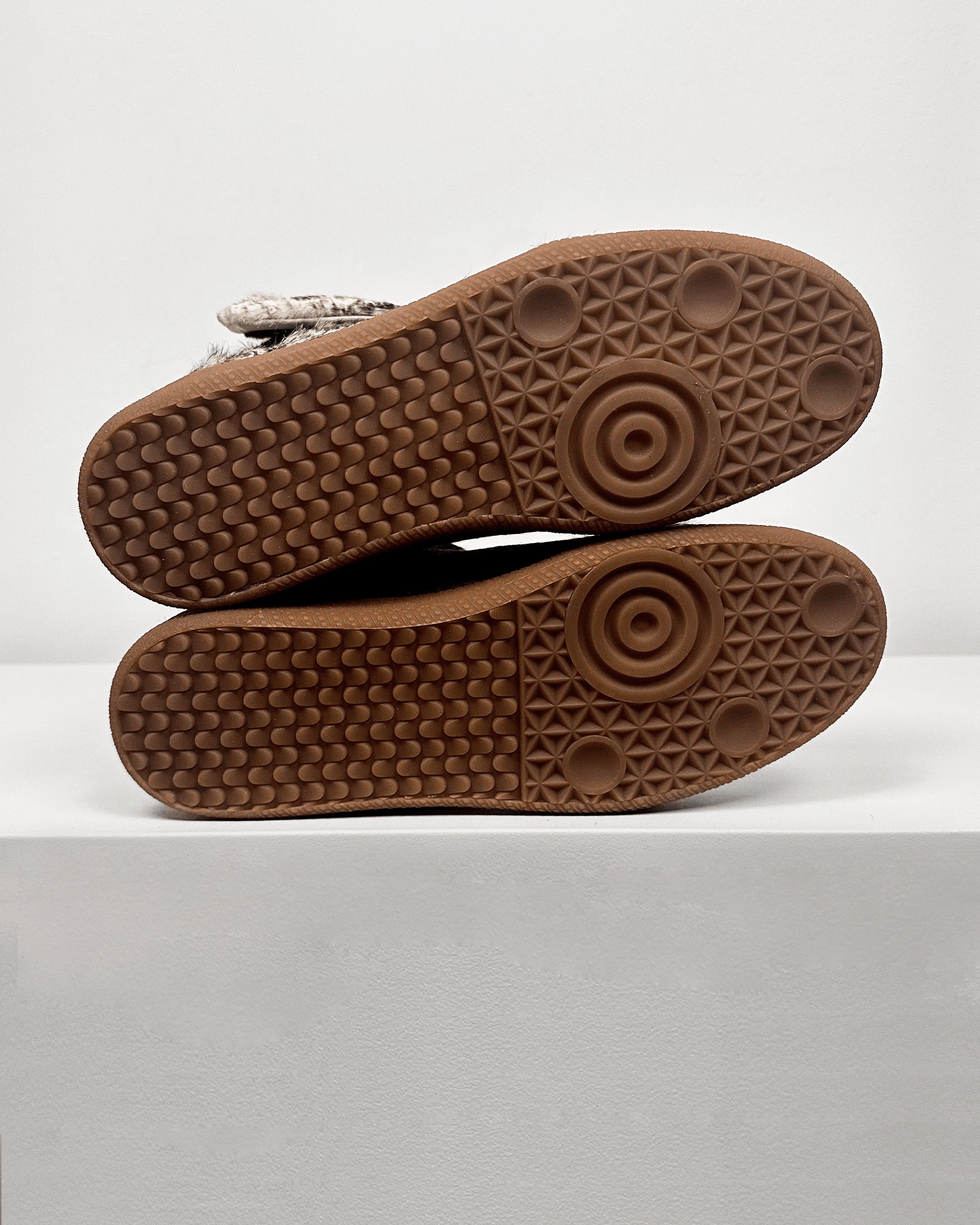 Maison Margiela Maison Margiela Snake Texture Ponyhair Future High Sneakers Size US 7 / EU 40 - 4 Thumbnail